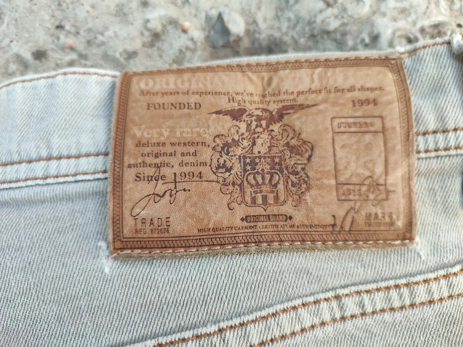 Dolce & Gabbana Dolce & Gabbana distressed grey denim Size US 34 / EU 50 - 14 Thumbnail