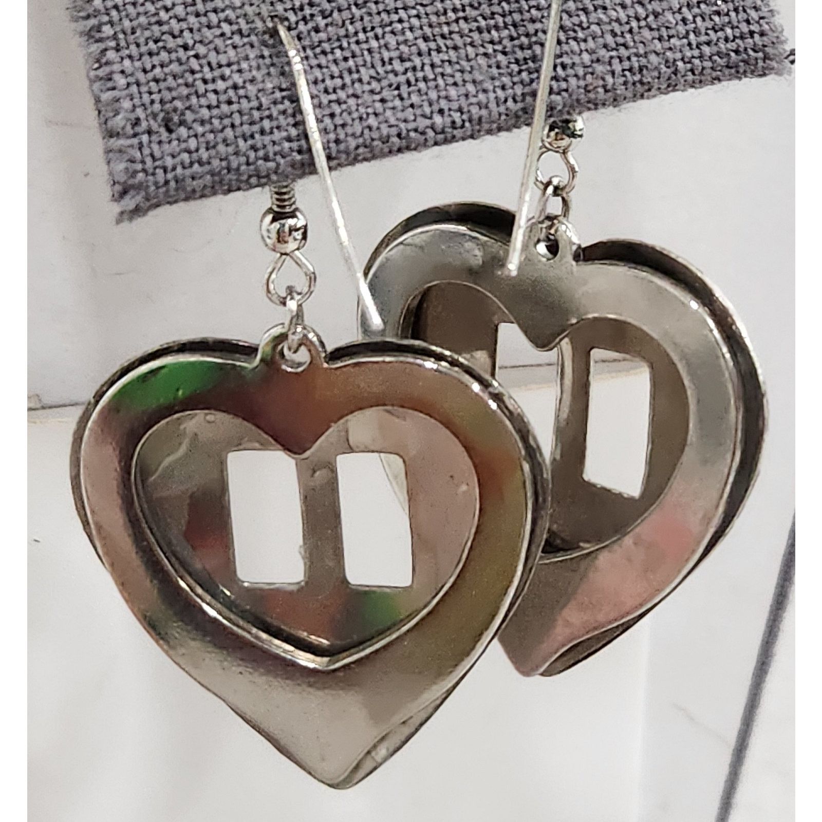 Other Silver Engraved Heart Dangle Earrings Fish Hook Back Size ONE SIZE - 3 Thumbnail
