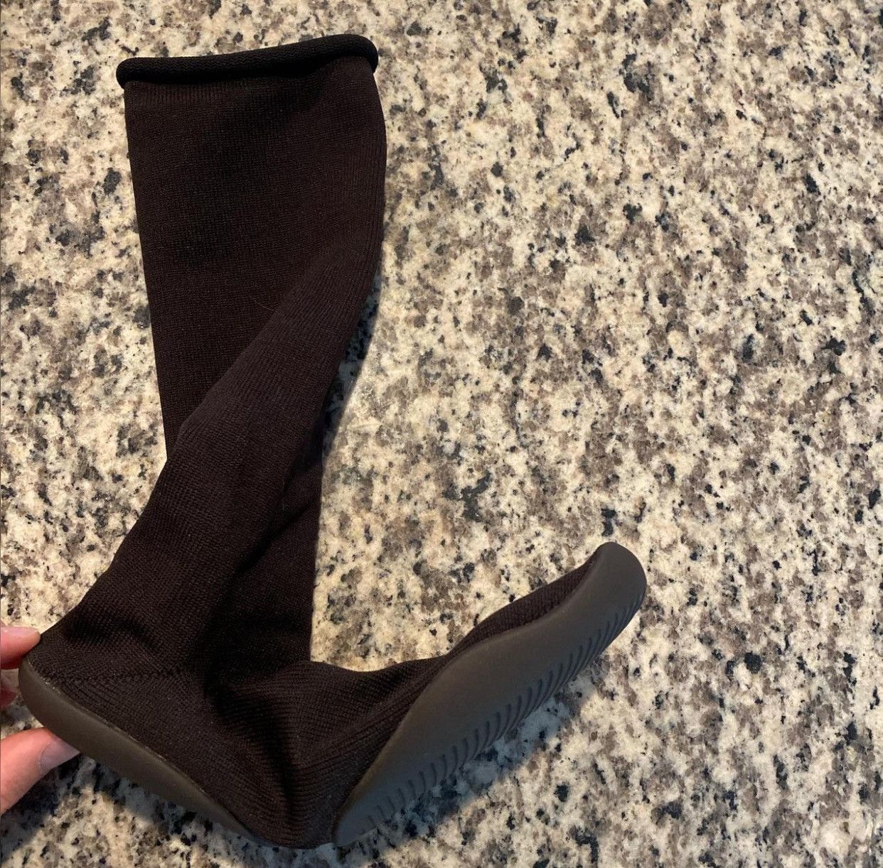 Yeezy Yeezy Pods Size US 9.5 / EU 42-43 - 1 Thumbnail