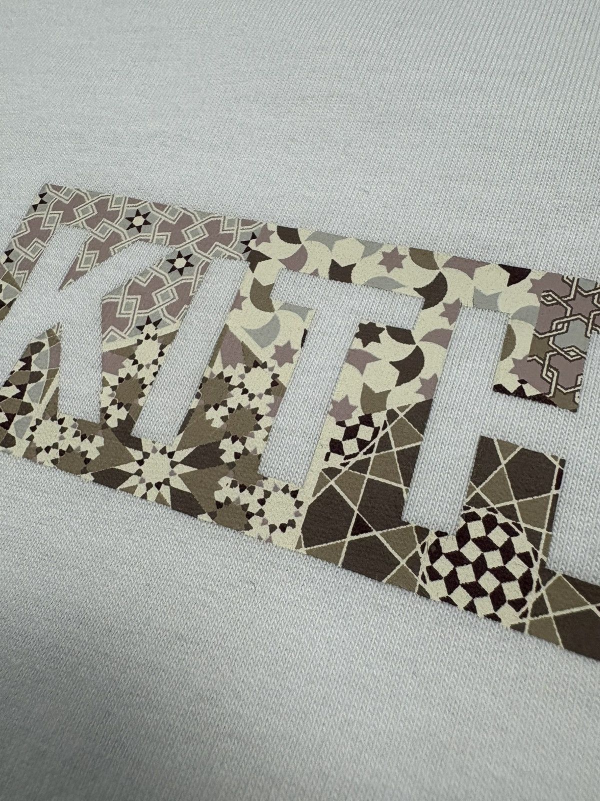 Kith Kith Mosaic Box Logo T-Shirt White M Y2K Size US M / EU 48-50 / 2 - 8 Thumbnail