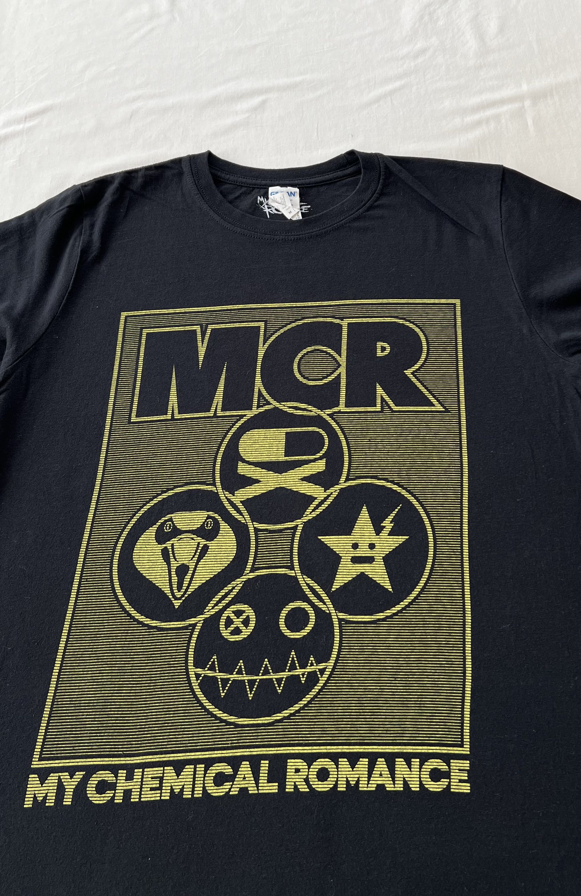 Band Tees Vintage 2020 My Chemical Romance Rock Band Black T-shirt Size US M / EU 48-50 / 2 - 5 Thumbnail