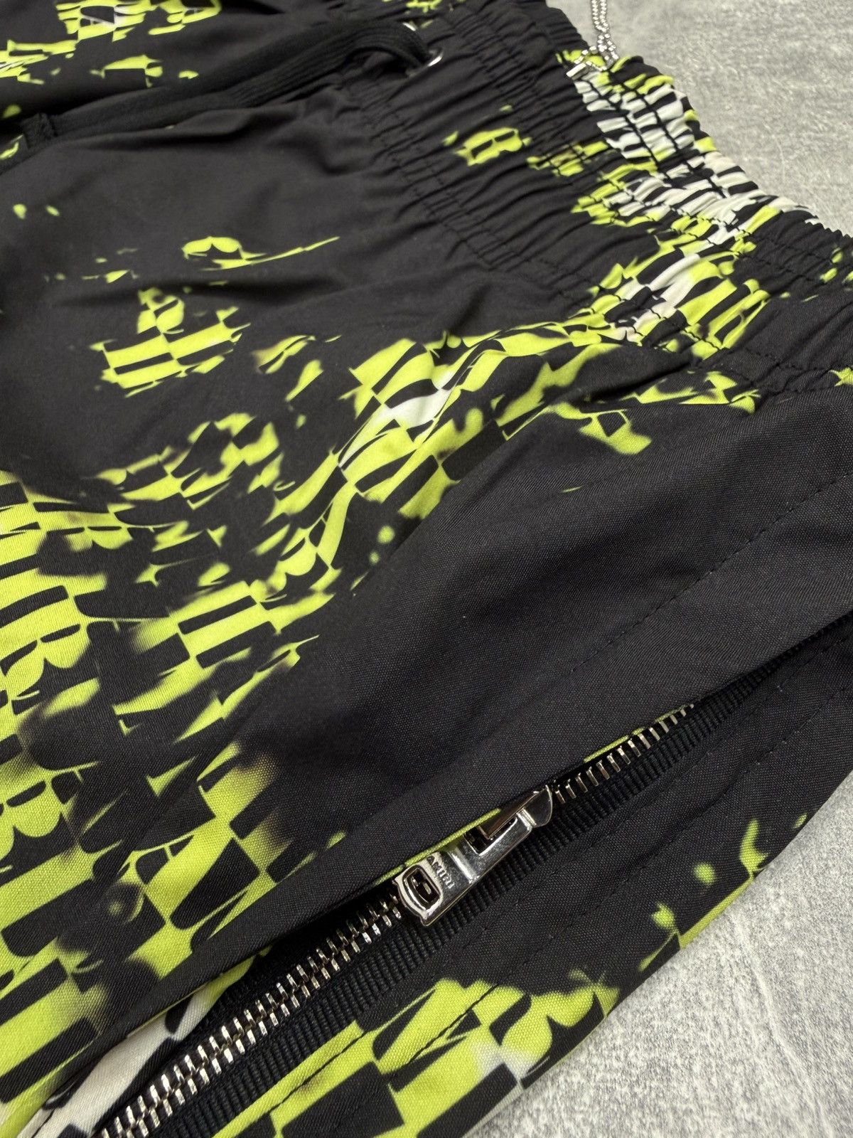 Amiri Amiri Military All Over Swim shorts. BNWT. size M. rrp $525 Size US 32 / EU 48 - 3 Thumbnail