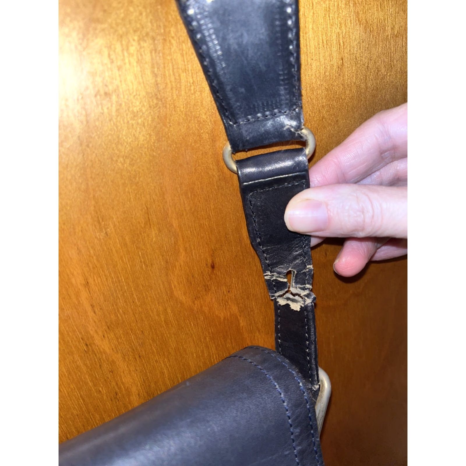 Yves Saint Laurent VINTAGE Yves Saint Laurent Dark Blue Leather Purse Made In Paris Satchel/Top Handle Bag Women Medium Size ONE SIZE - 7 Thumbnail