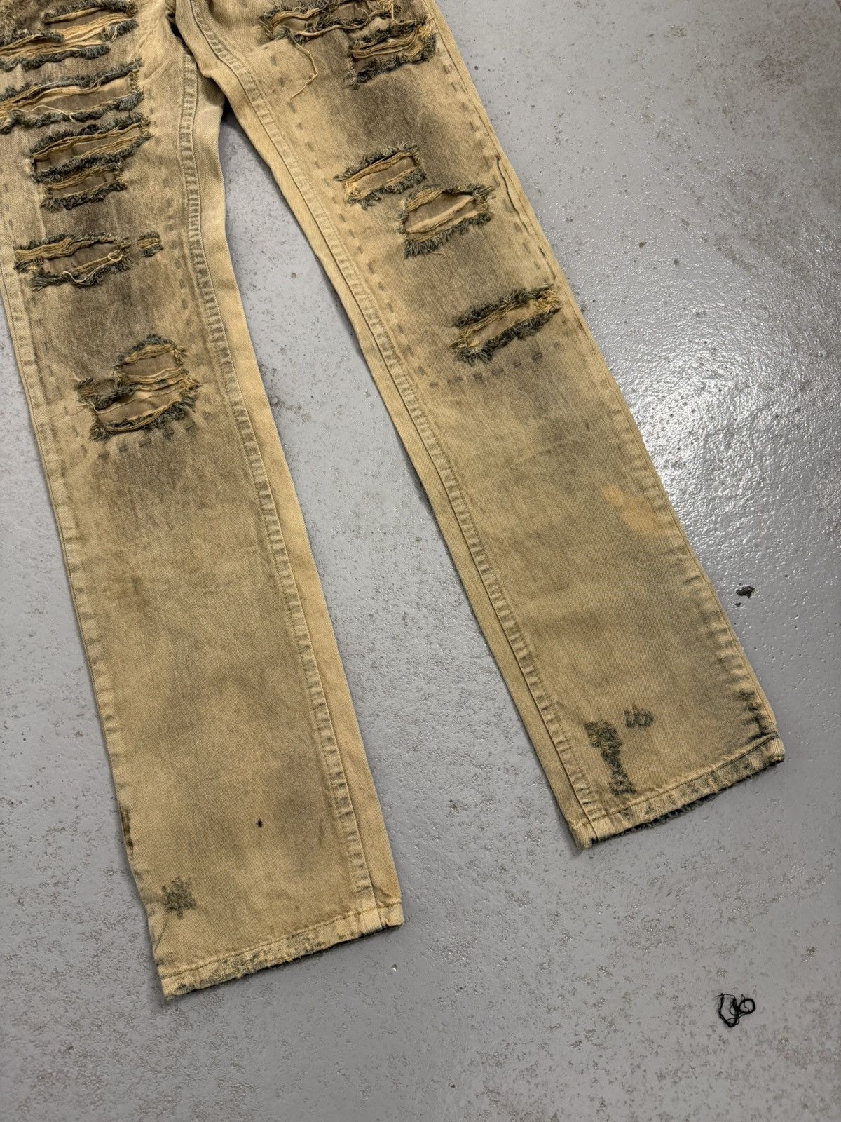 Vivienne Westwood Vintage 00s John Galliano Distressed Jeans Size US 28 / EU 44 - 2 Thumbnail