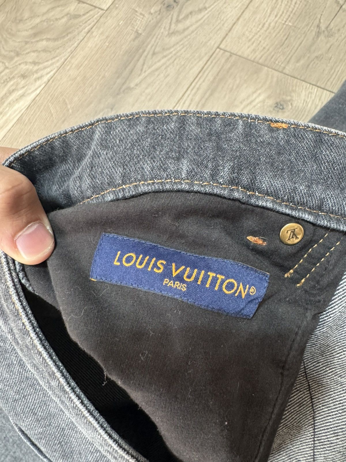 Louis Vuitton Louis Vuitton Monogram Panel Zip Denim Jeans Size 36 Size US 36 / EU 52 - 9 Thumbnail