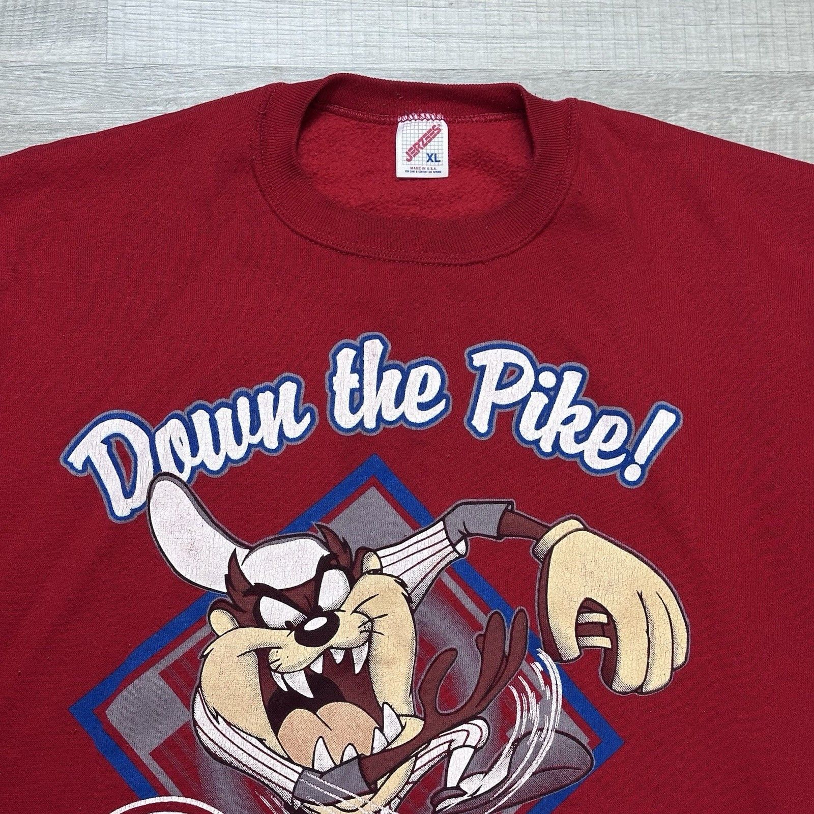 Jerzees VTG Philadelphia Phillies Taz Down The Pike Sweatshirt 1992 Size US XL / EU 56 / 4 - 5 Thumbnail