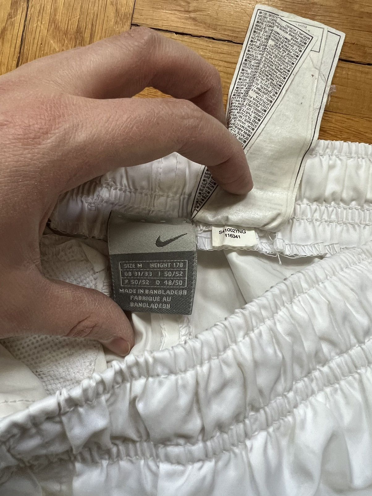 Nike × Vintage Shorts Nike Small Logo White Vintage 00’s Y2K Size US 32 / EU 48 - 2 Thumbnail