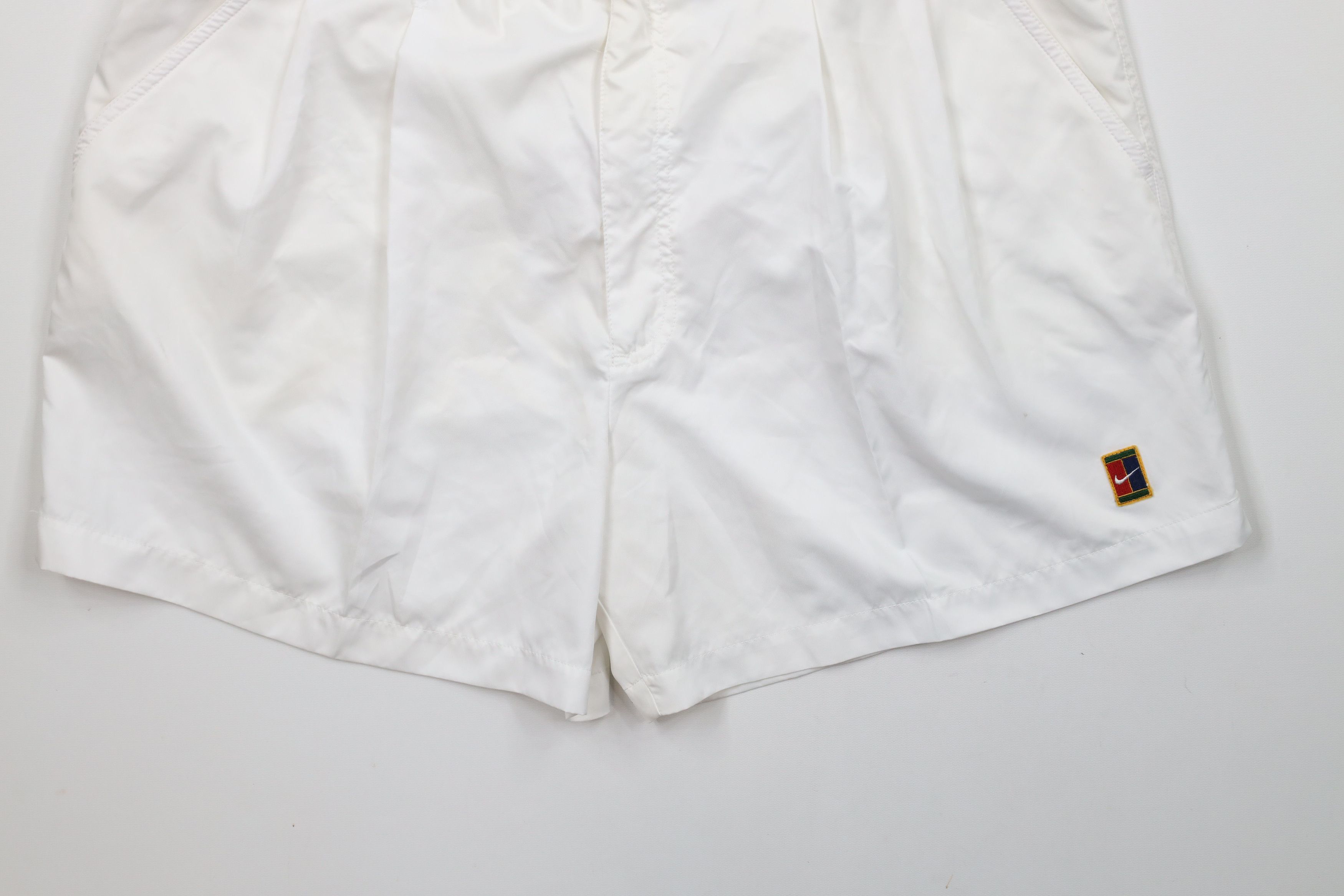 Nike × Vintage Vintage 90s Nike Challenge Court Knee Tennis Shorts White Size US 36 / EU 52 - 4 Thumbnail