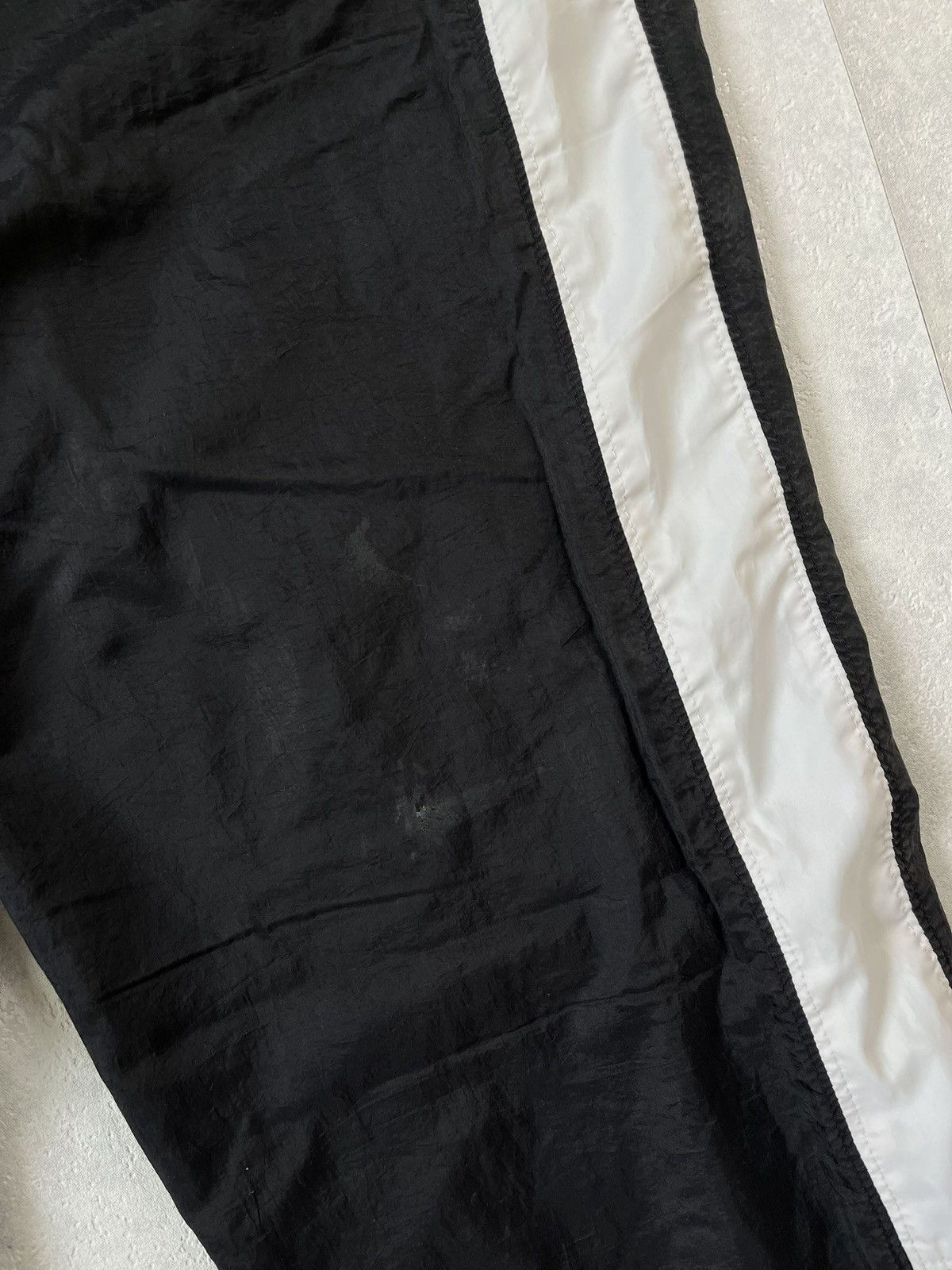 Nike × Vintage 90s Nike Embroidered Logo Vintage Y2K Parachute Nylon Pants Size US 32 / EU 48 - 7 Thumbnail
