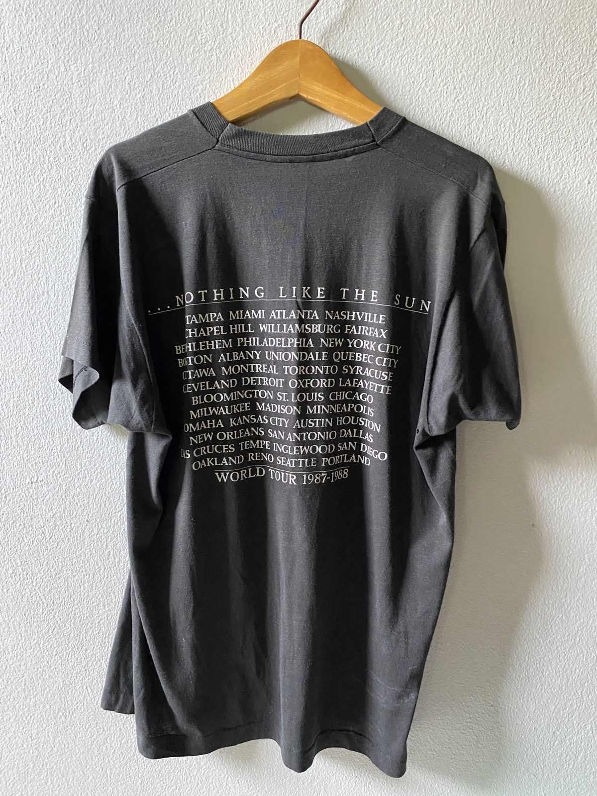 Band Tees × Vintage T-Shirt Nothing Like The Sun World Tour XL 80s 1980s Size US XL / EU 56 / 4 - 2 Thumbnail