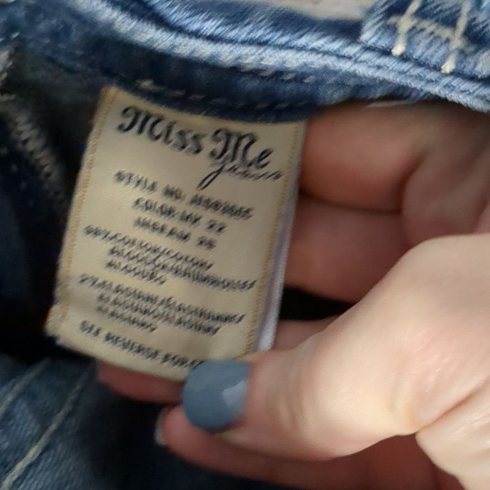 Miss Me Miss me distressed easy crop jeans size 29 Size 29" - 5 Thumbnail