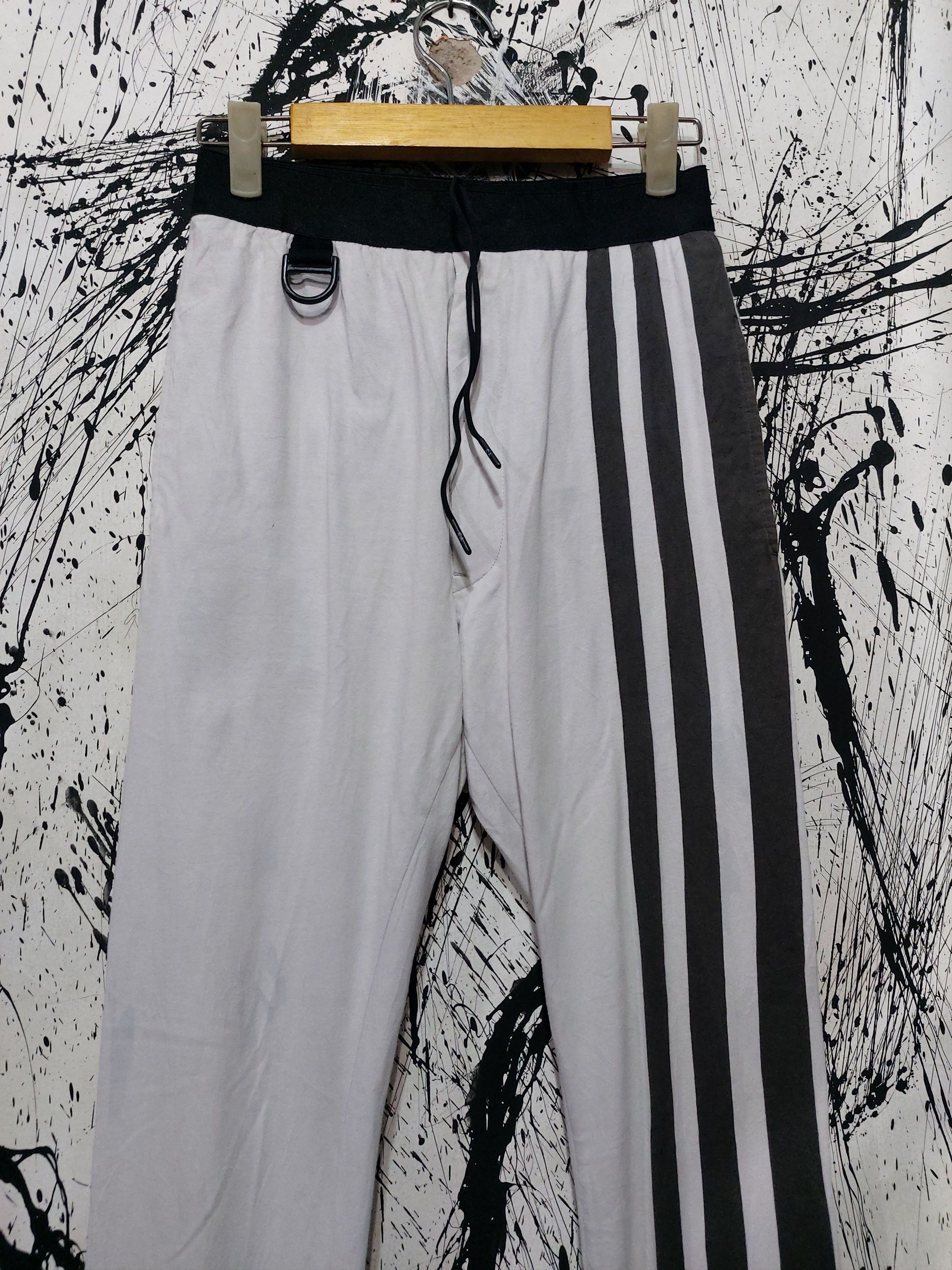 Adidas × Y-3 YOHJI YAMAMOTO X ADIDAS Y-3 3 STRIPE JOGGER PANTS Size US 28 / EU 44 - 2 Thumbnail