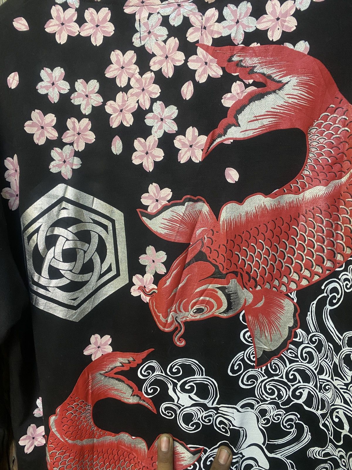 Vintage Sukajan fish koi over print long sleeve tshit Size US L / EU 52-54 / 3 - 9 Thumbnail