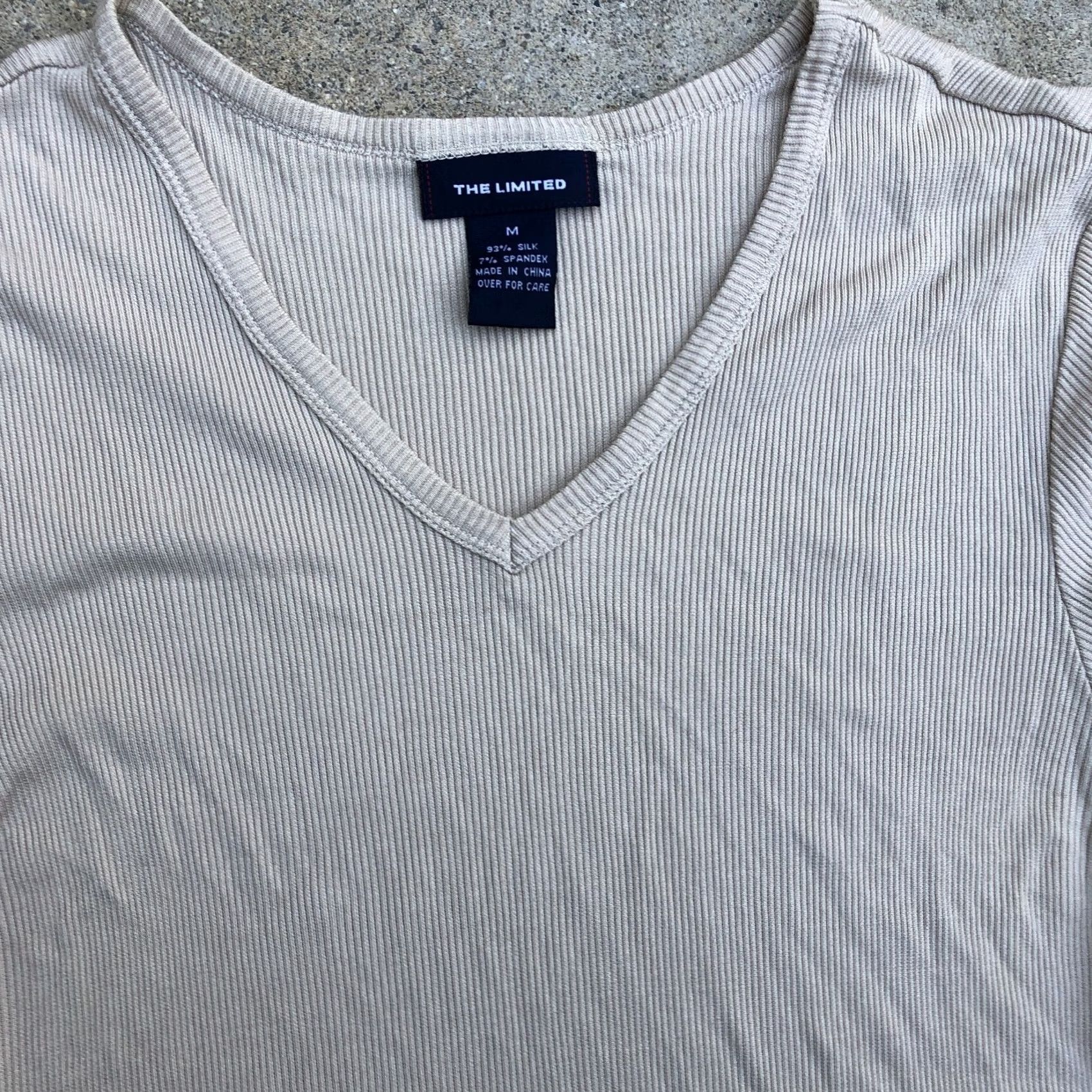 Vintage VTG THE LIMITED Silk Blend Ribbed Blouse Top Shirt Women's MEDIUM Beige V Neck Size M / US 6-8 / IT 42-44 - 2 Thumbnail