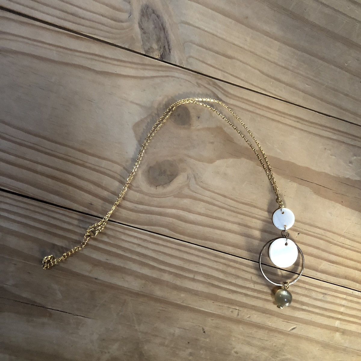 Handmade Handcrafted vintage cat eye mother of pearl drop necklace Size ONE SIZE - 6 Thumbnail