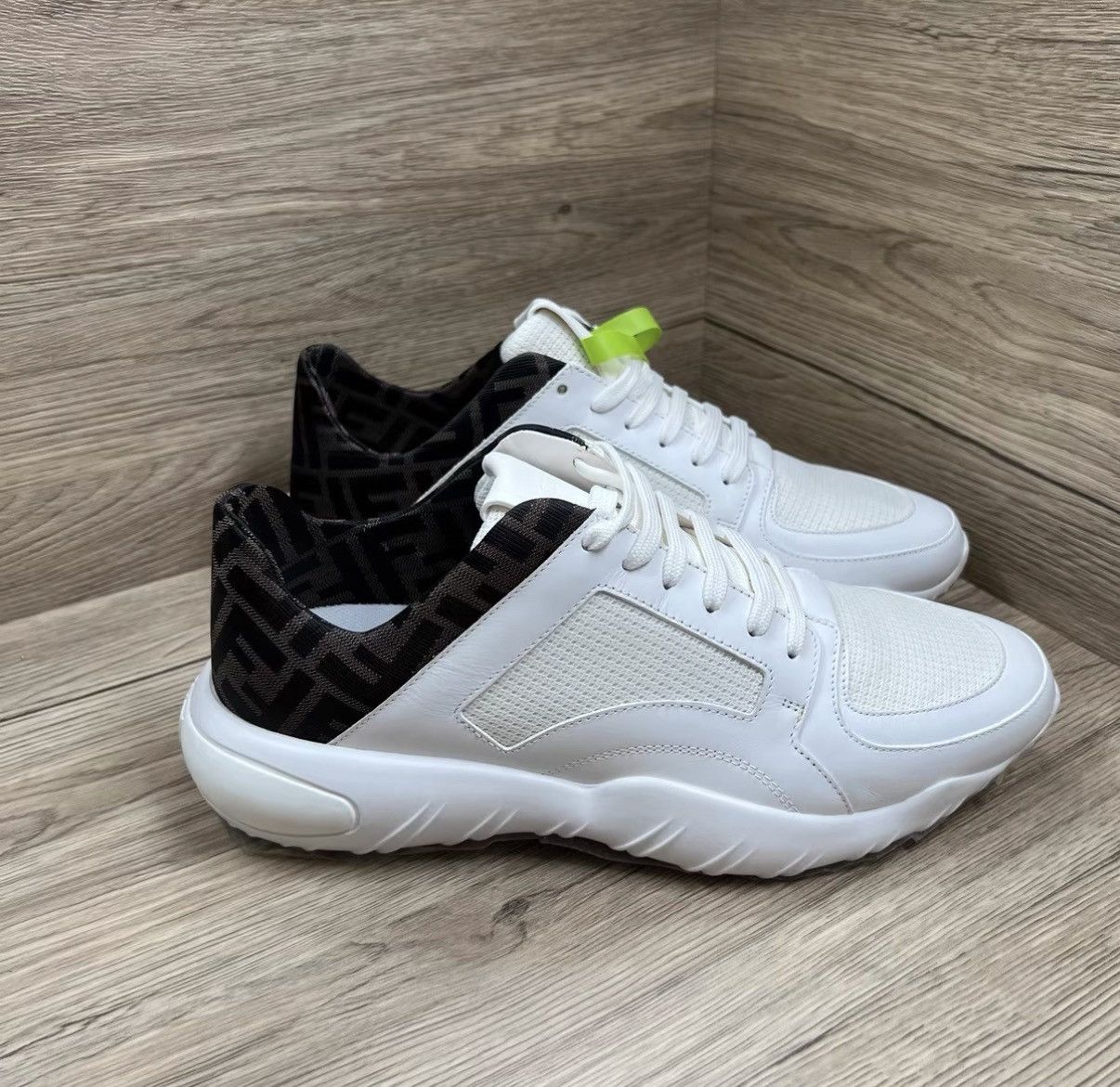 Fendi Fendi White Brown-Tail Sneakers J41 Size US 8 / EU 41 - 4 Thumbnail