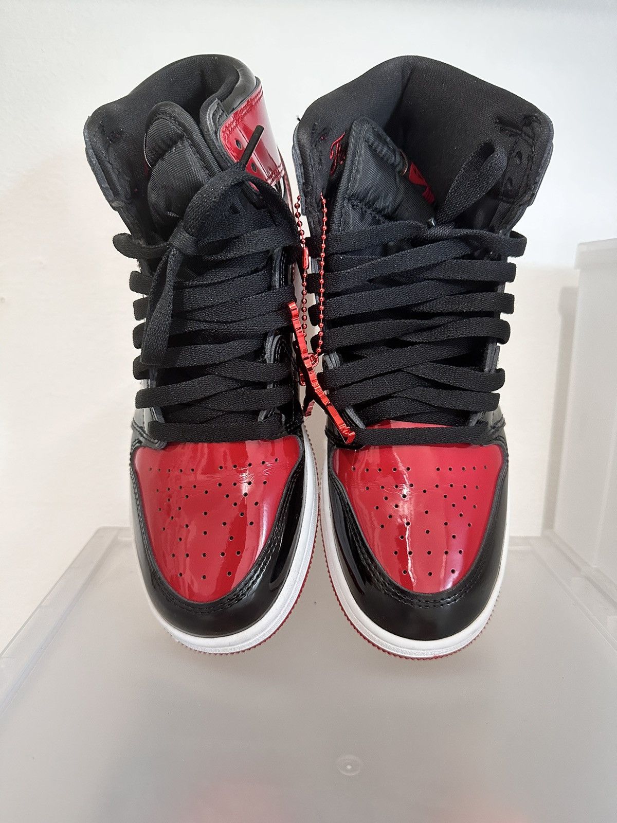Jordan Brand × Nike Jordan 1 Retro High OG Patent Bred Size US 6.5 / EU 39-40 - 3 Thumbnail