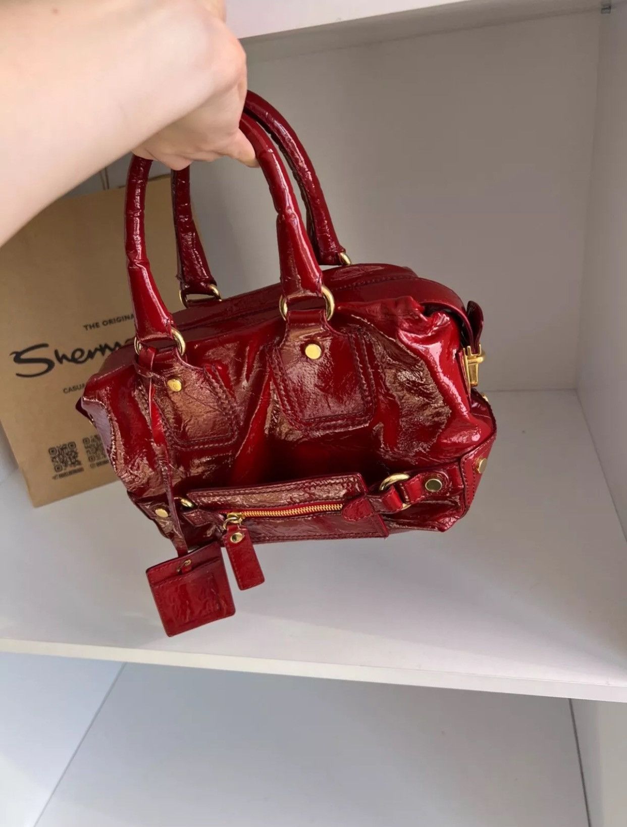 Designer × Dolce & Gabbana × Vintage Vintage D&G Red Patent Leather Front Pocket women’s bag Size ONE SIZE - 12 Thumbnail