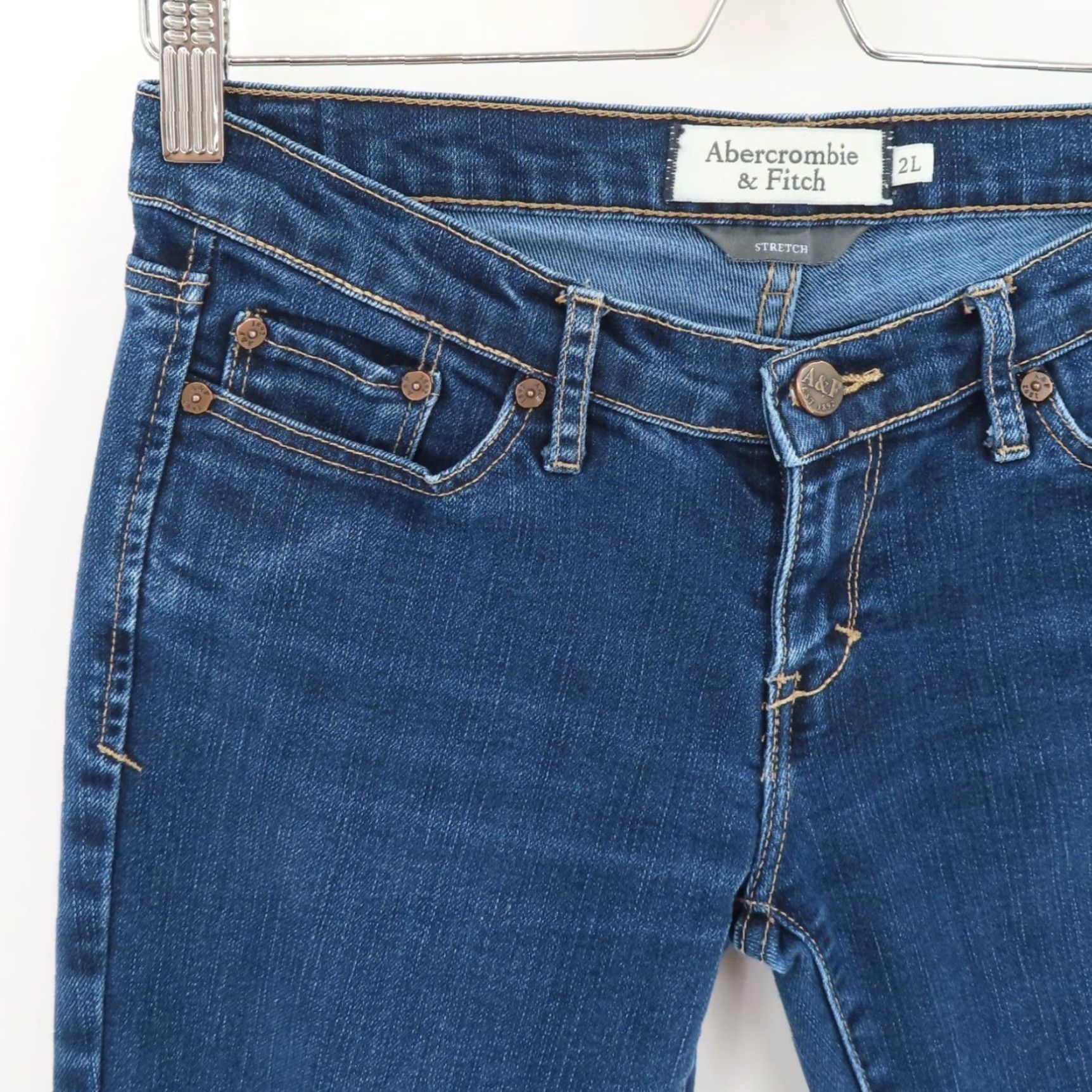 Abercrombie & Fitch Abercrombie & Fitch Jeans Women 2L 2 Long Erin Low Rise Blue Denim Cotton Blend 5-Pocket Straight Regular Size 2 Adult Womens Clothing Size 26" / US 2 / IT 38 - 3 Thumbnail