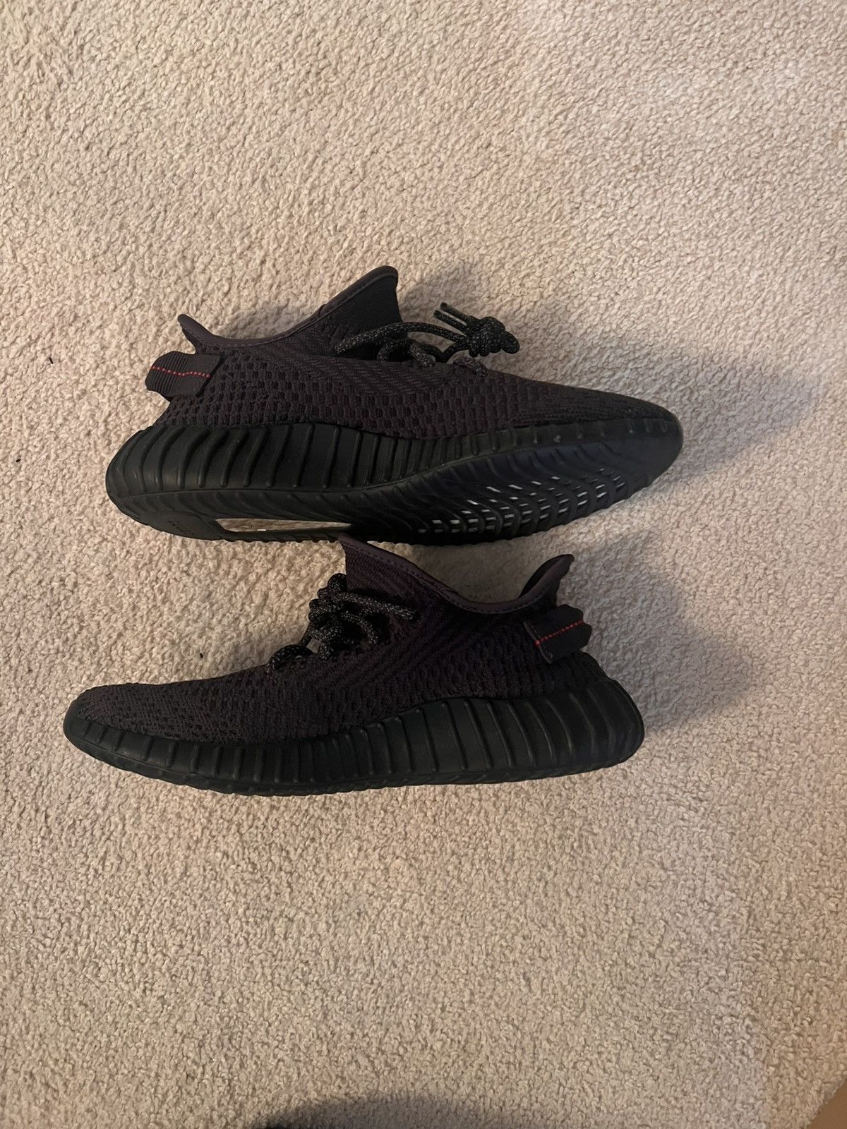 Yeezy Yeezy 350 v2 Size US 8 / EU 41 - 2 Thumbnail