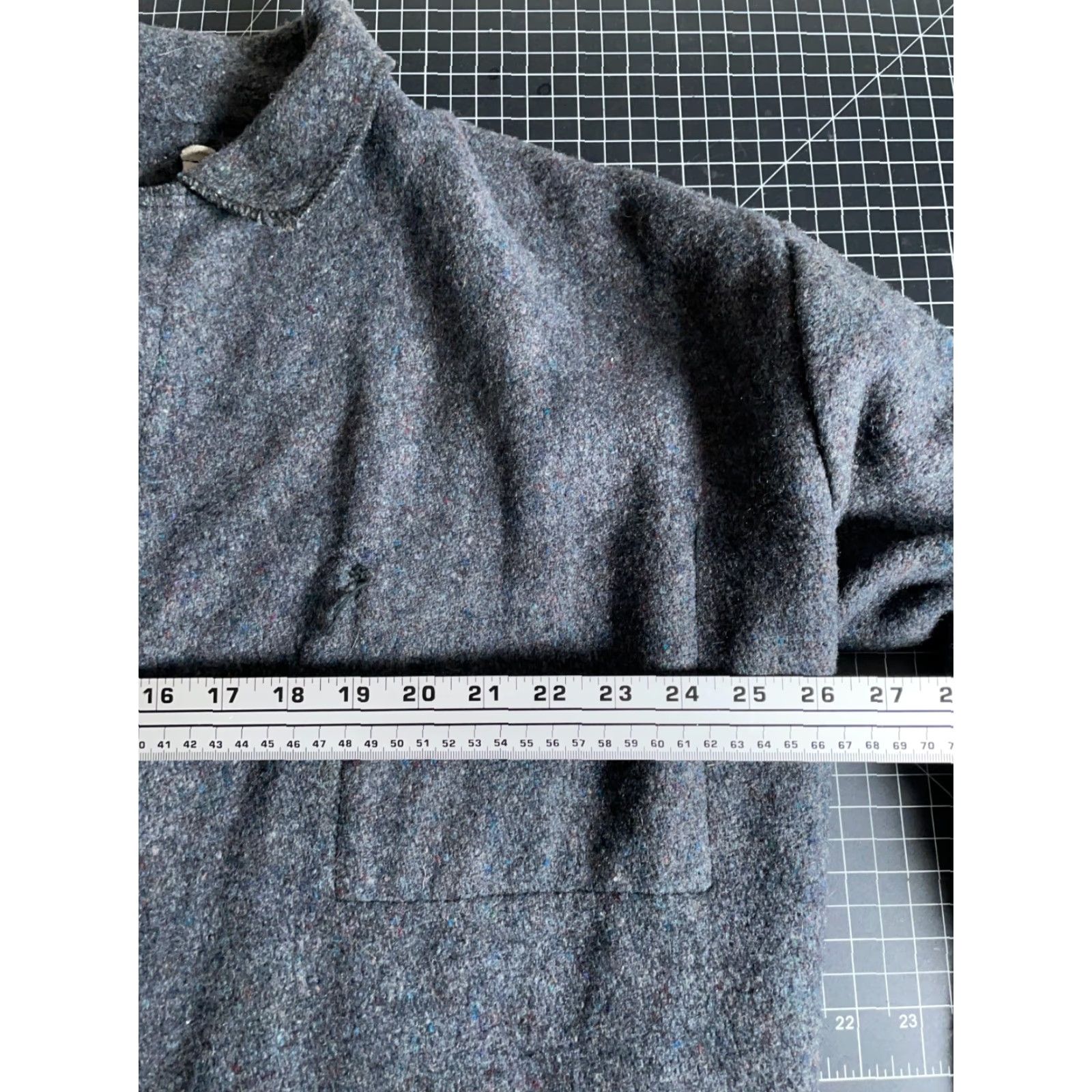 Vintage VINTAGE Donegal Wool Shirt Jacket Mens 2XL Gray Tweed Shacket Unlined Snap Button Casual Workwear 80s 90s Hipster Retro Mens Size US XXL / EU 58 / 5 - 6 Thumbnail