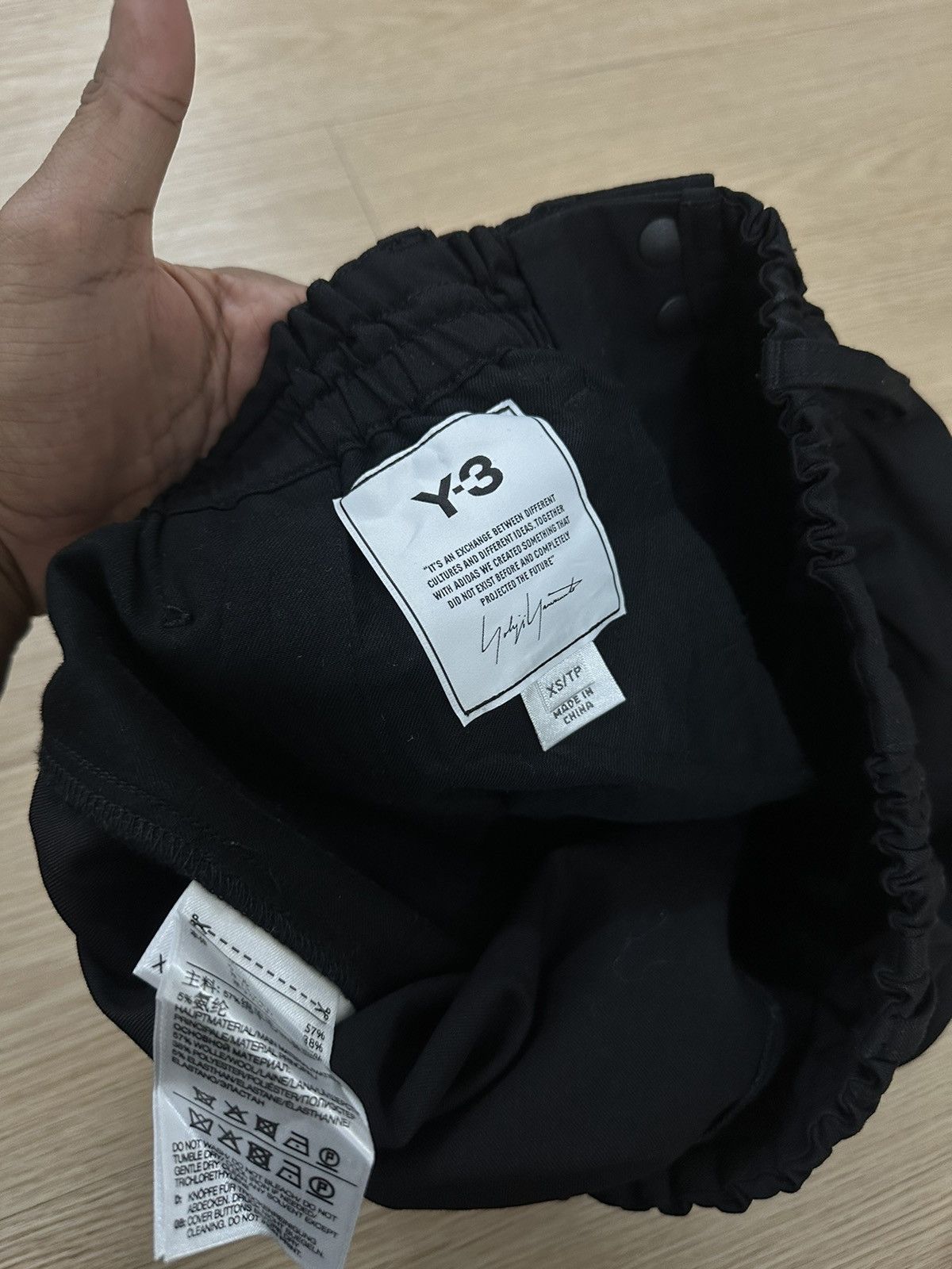 Y-3 × Yohji Yamamoto Yohji Yamamoto Y-3 Wide-Leg Wool-Blend Twill Cargo Shorts Size US 30 / EU 46 - 9 Thumbnail