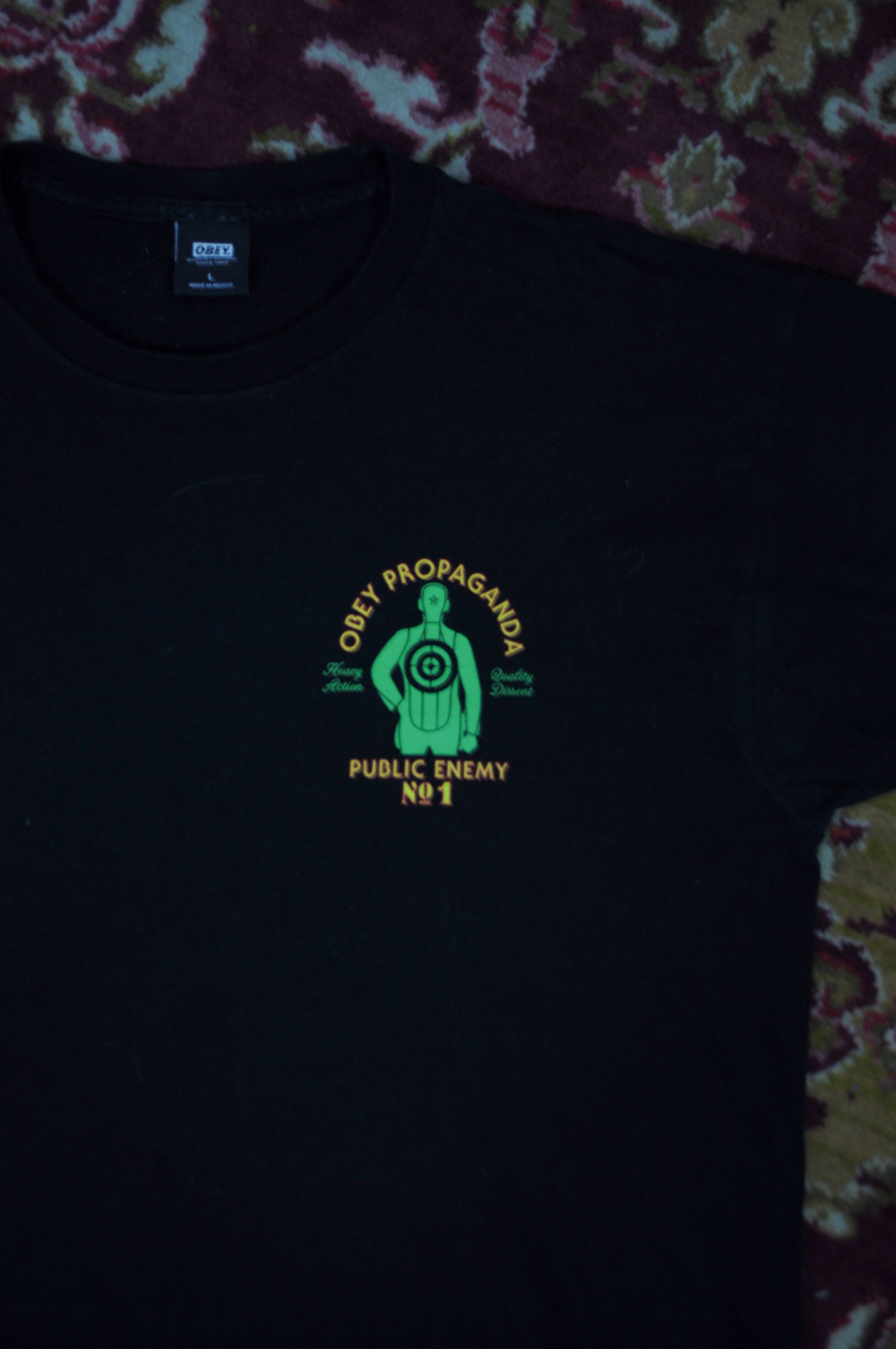 Obey × Vintage Obey Propaganda Tee Size US L / EU 52-54 / 3 - 2 Thumbnail
