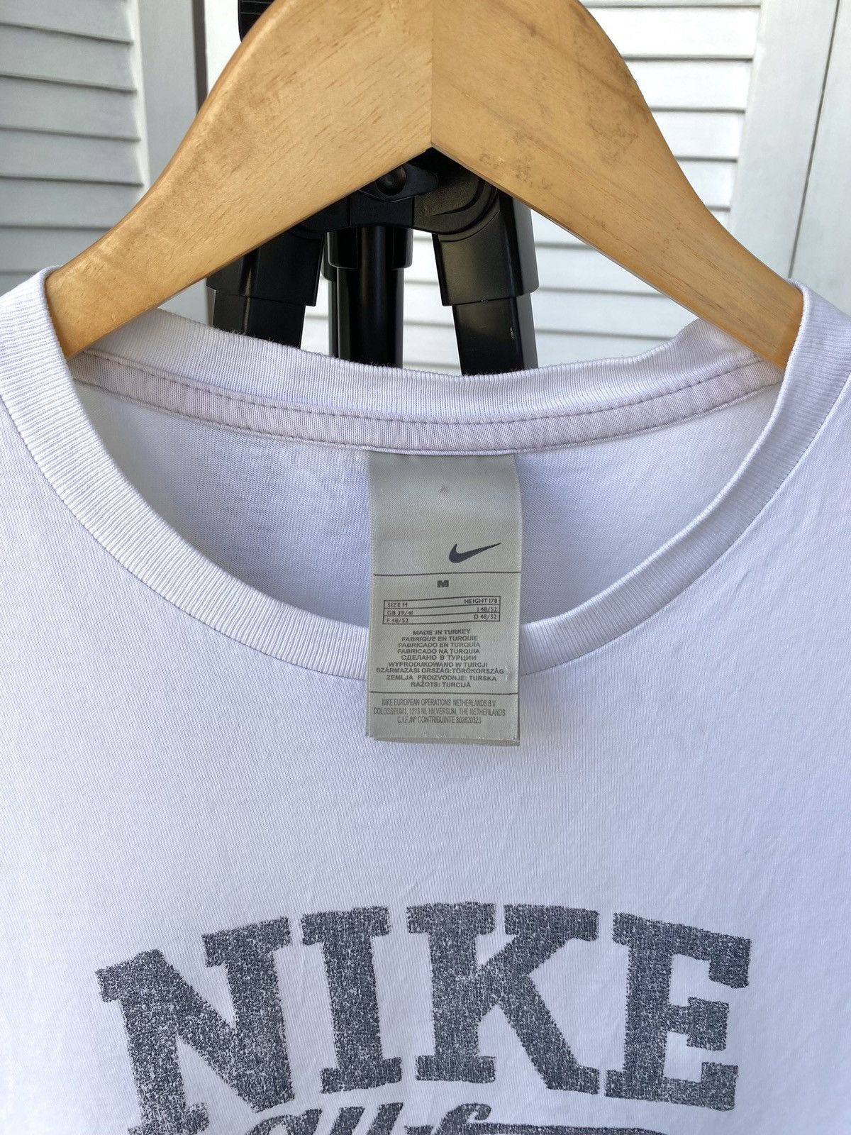 Nike × Vintage Nike Vintage Big Retro Logo Tee Shirt Y2K Size US M / EU 48-50 / 2 - 8 Thumbnail