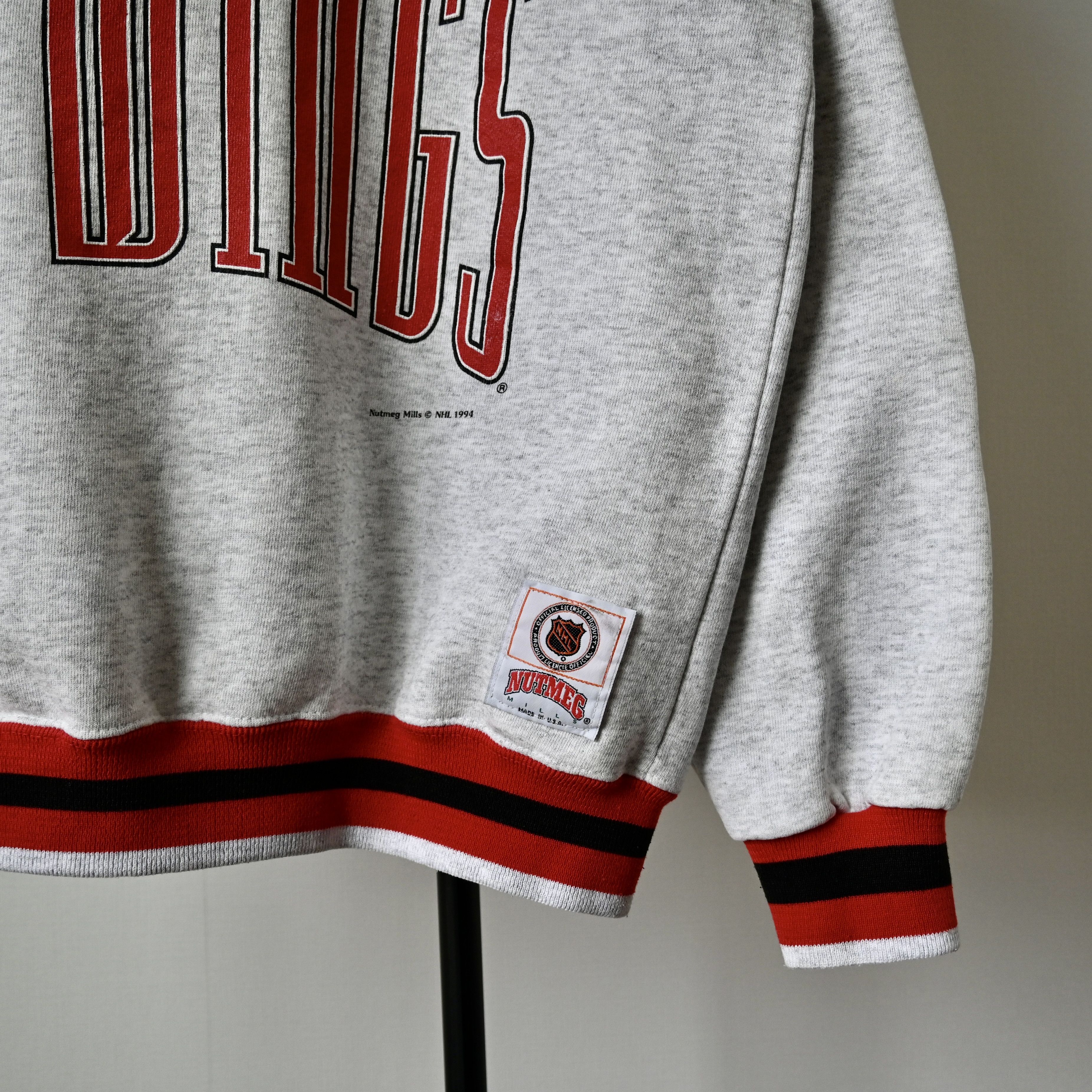 NHL VTG 1990s DETROIT RED WINGS sweatshirt made in USA Size US L / EU 52-54 / 3 - 10 Thumbnail
