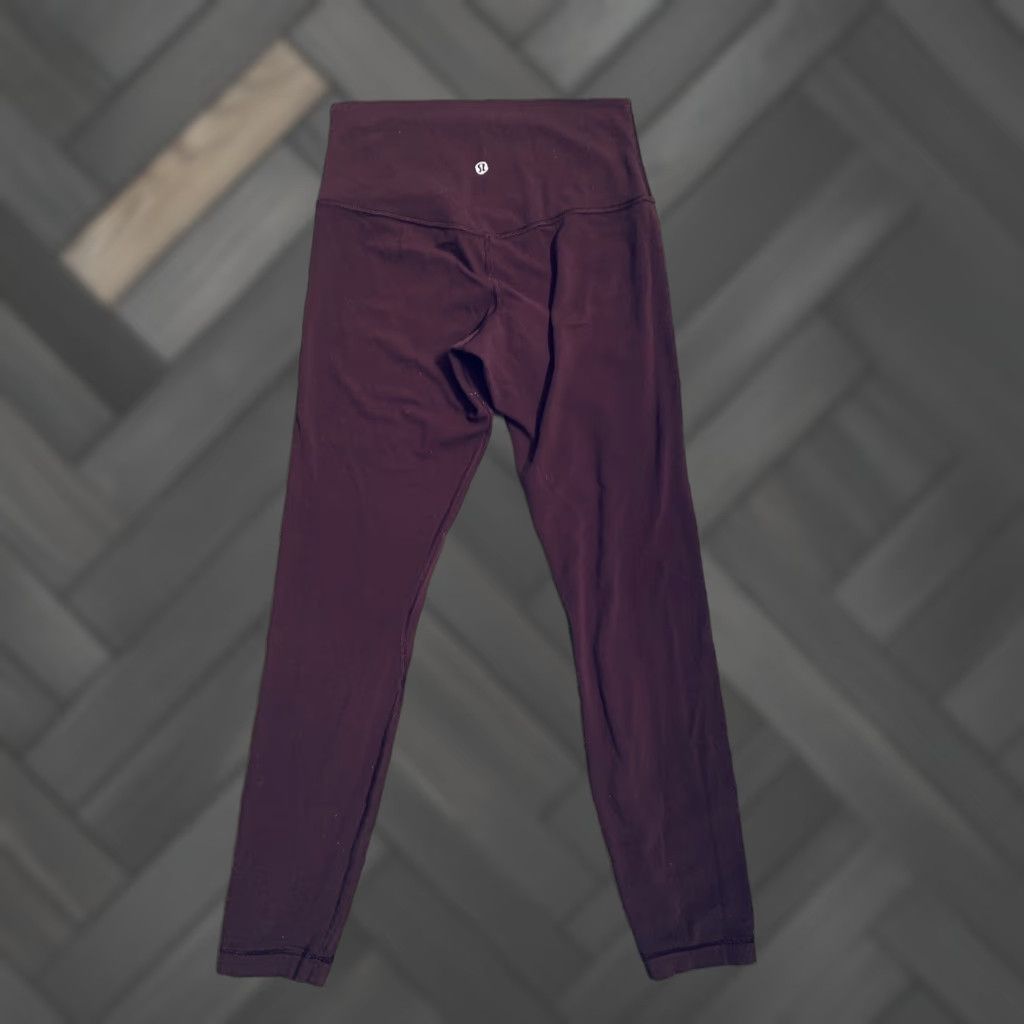 Lululemon Lululemon Leggings Women's Size 4 Purple Activewear Quick Dry Moisture Wicking Pockets Stretch Slimming Breathable Size 27" / US 4 / IT 40 - 1 Thumbnail