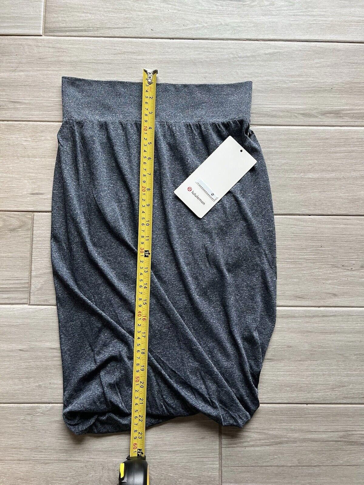 Designer Lululemon Boulevard Bliss Skirt Gray Ruched Bubble Hem Sz 6 Size 28" / US 6 / IT 42 - 9 Thumbnail