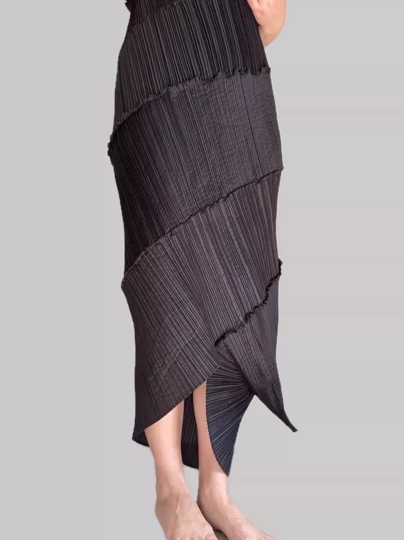 Issey Miyake Issey Miyake size:2 Black main line spiral staircase dress Size M / US 6-8 / IT 42-44 - 8 Thumbnail