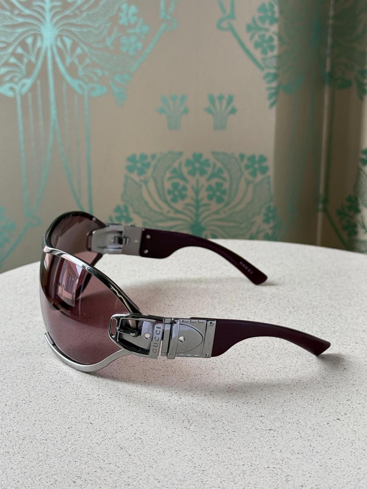 Gucci Gucci Sunglasses Buckle Shield Mask Oversized GG 2738/S Size ONE SIZE - 5 Thumbnail