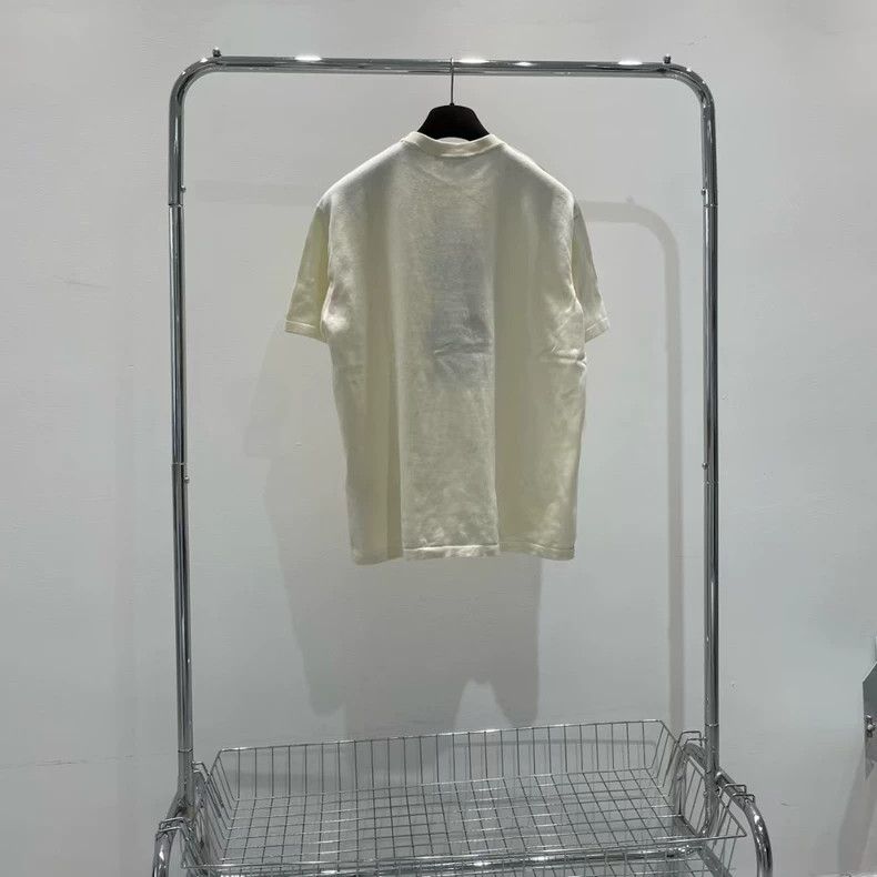 Louis Vuitton Louis Vuitton Nigo beige short sleeves Size US L / EU 52-54 / 3 - 2 Thumbnail