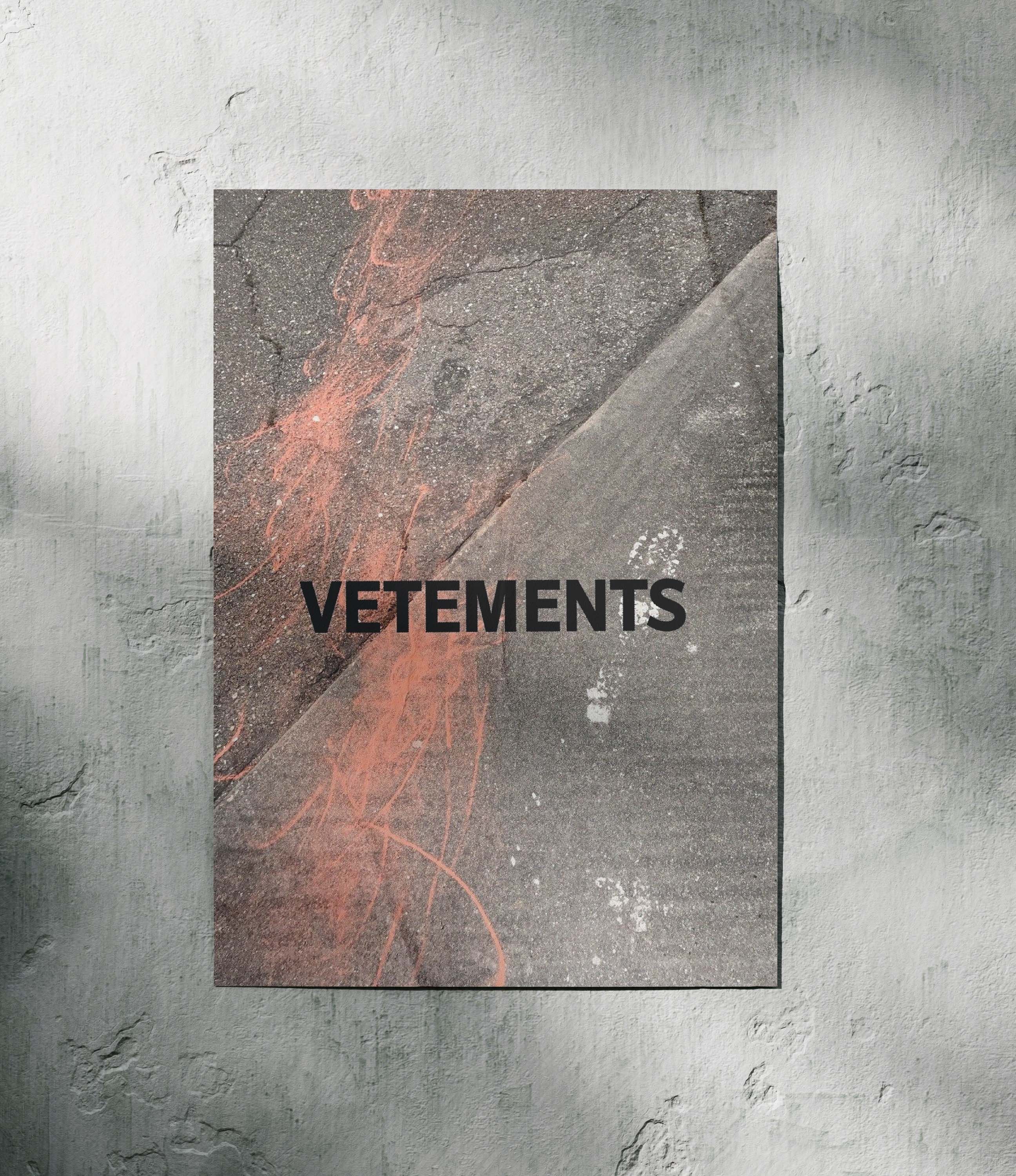 Vetements Vetements Poster Gift Vintage Archive Book Magazine Logo Size ONE SIZE - 1 Thumbnail