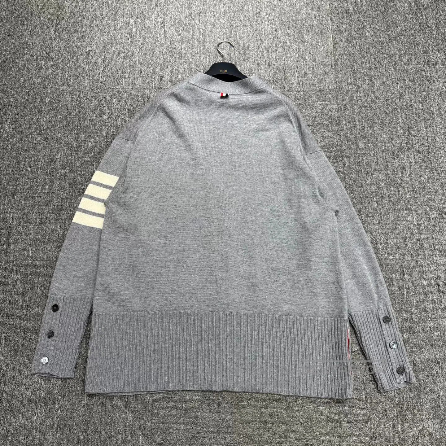 Thom Browne Thom Browne Four Bar Wool Cardigan. Size US XS / EU 42 / 0 - 5 Thumbnail