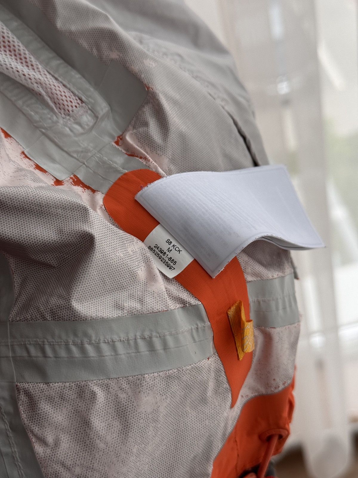Nike × Nike ACG × Vintage Vintage Nike ACG Layer 3 Waterproof Orange W' Jacket Size M / US 6-8 / IT 42-44 - 9 Thumbnail