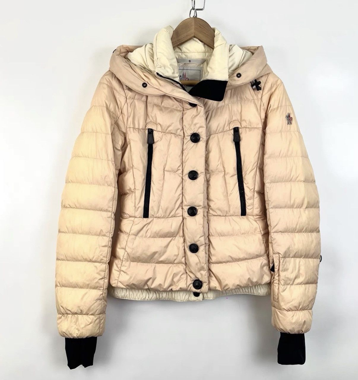 Moncler Moncler Milk Tea Ski Series Down Jacket K12 Size XS / US 0-2 / IT 36-38 - 1 Thumbnail
