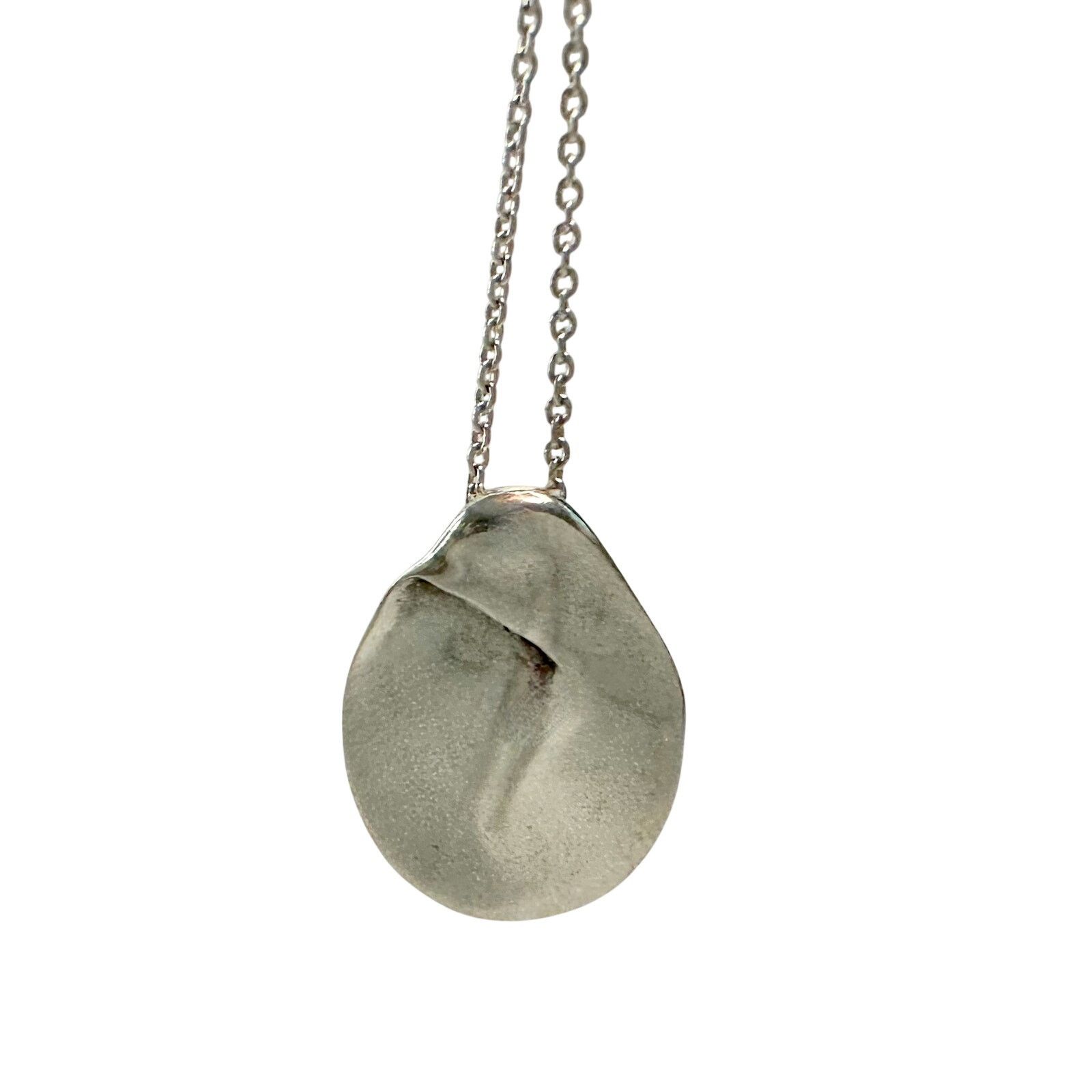 Tiffany & Co. Tiffany & Co Elsa Peretti Madonna Necklace - 16" Size ONE SIZE - 13 Thumbnail