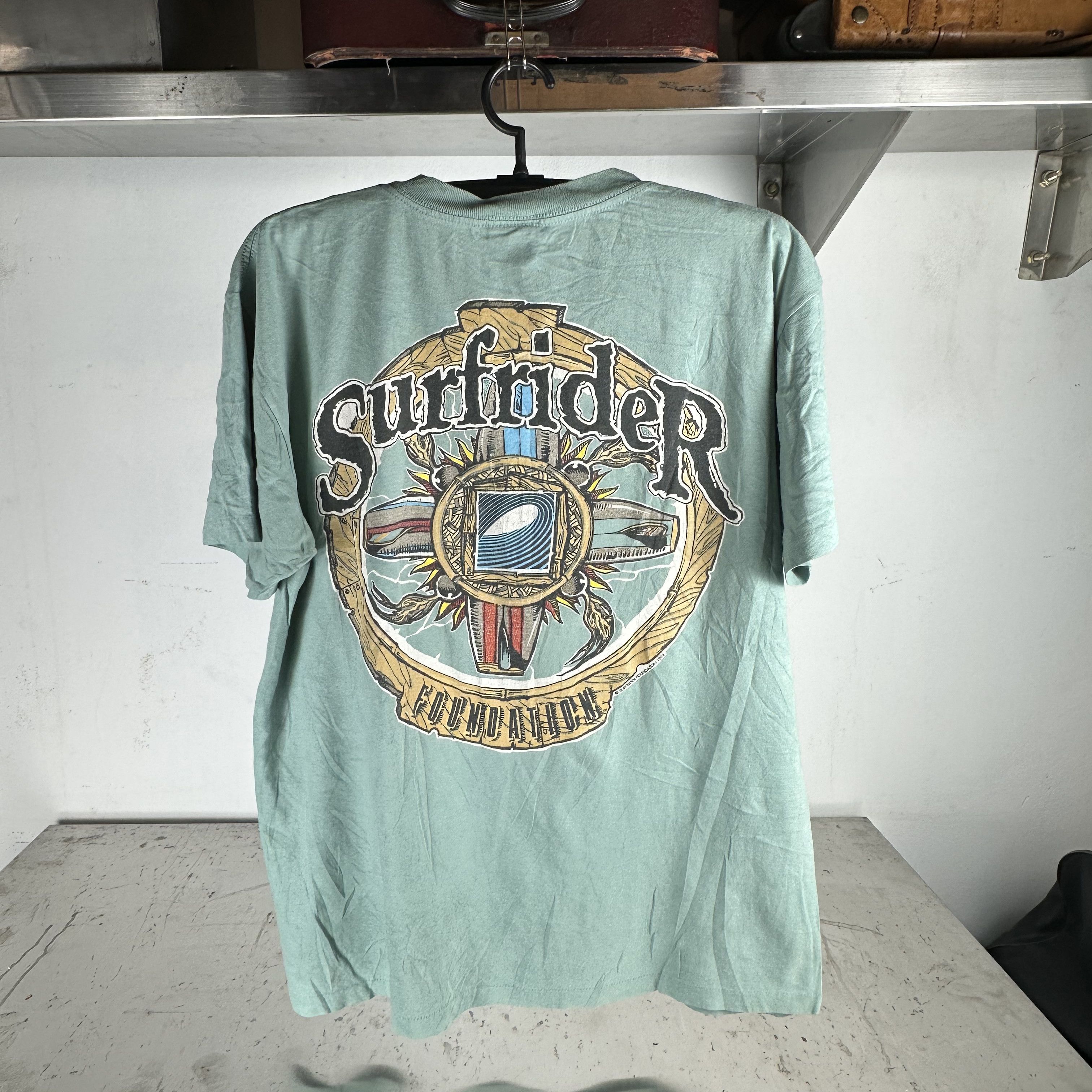 Vintage ​Vintage 1994 Surfrider Foundation Graphic T-shirt Size US XL / EU 56 / 4 - 1 Thumbnail