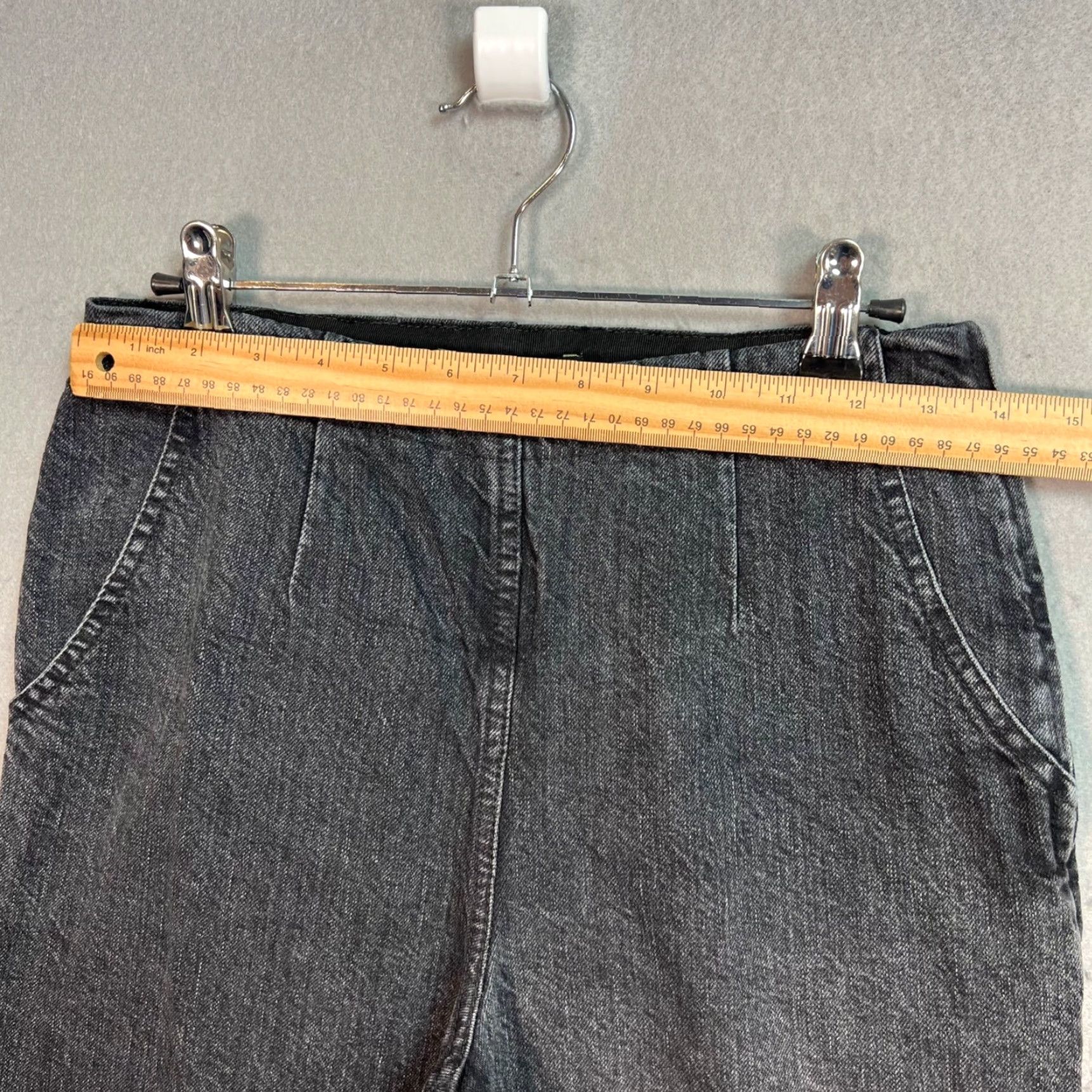 Rachel Comey VINTAGE Rachel Comey Jeans Tapered High Waist Black Denim 28 Adult Women 28" Inseam 27" NYC Made in USA Black Womens Jeans Size 28" / US 6 / IT 42 - 4 Thumbnail