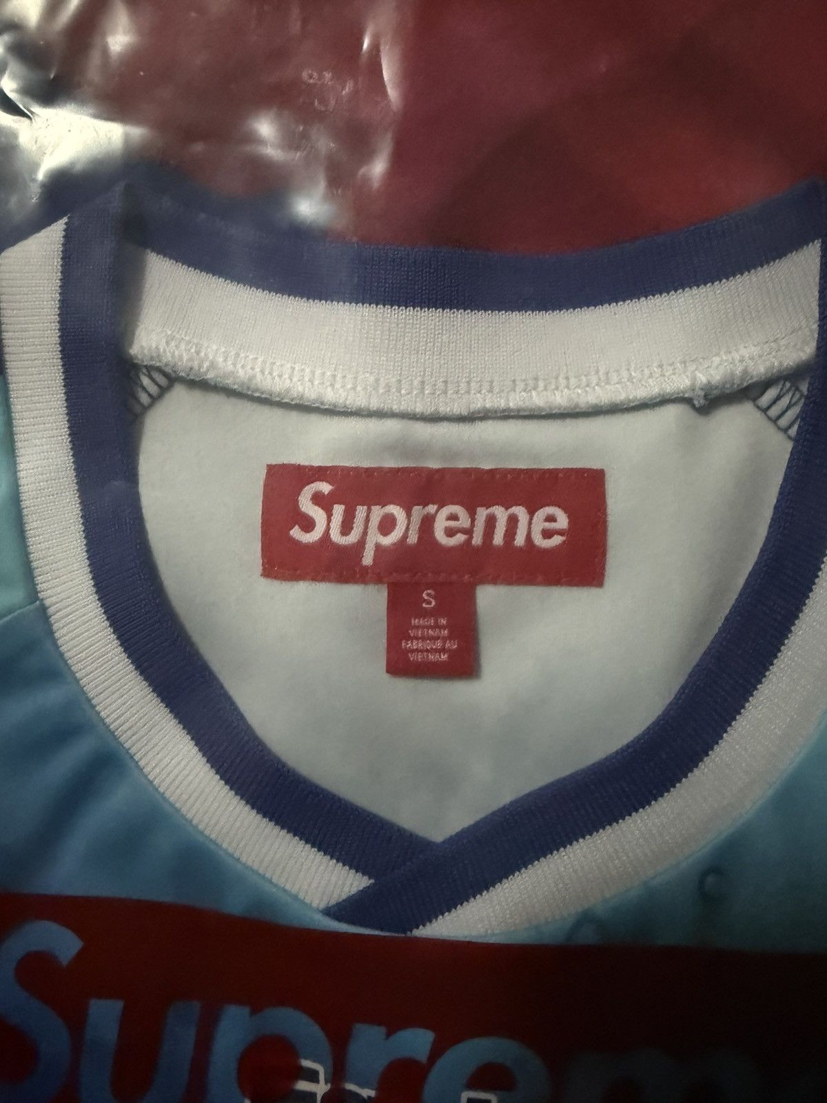 Supreme Supreme Fiji Jersey Small Size US S / EU 44-46 / 1 - 3 Thumbnail