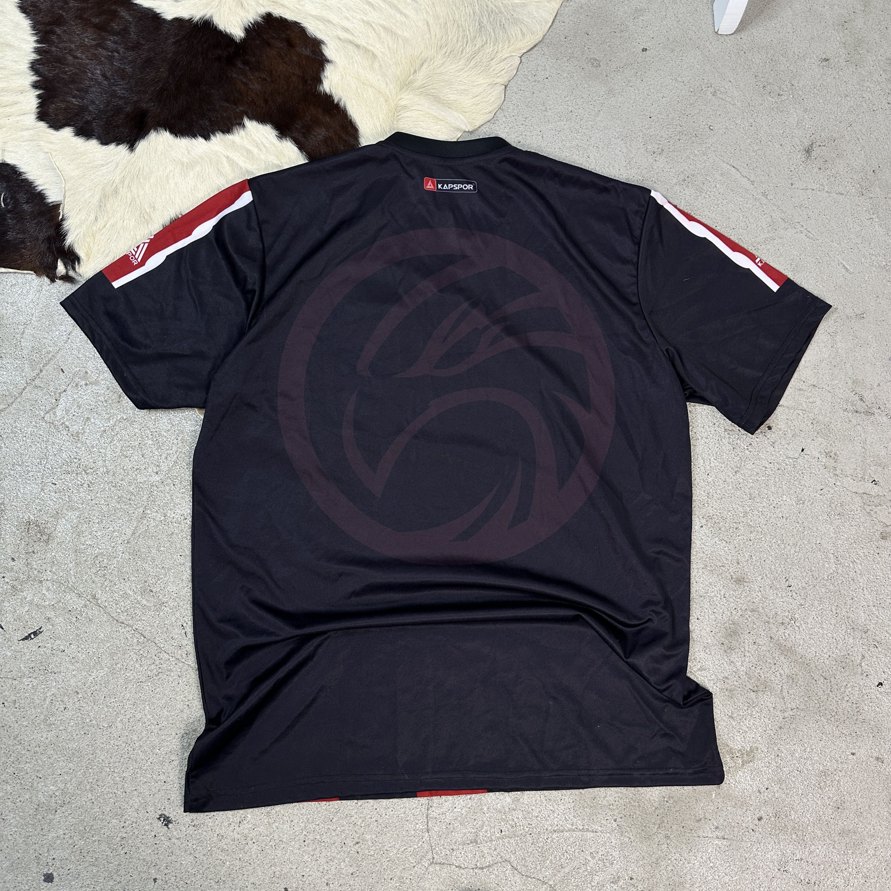 Vintage Vintage Sportswear Athletic Active jersey Fanshop Gazientep Size US M / EU 48-50 / 2 - 4 Thumbnail