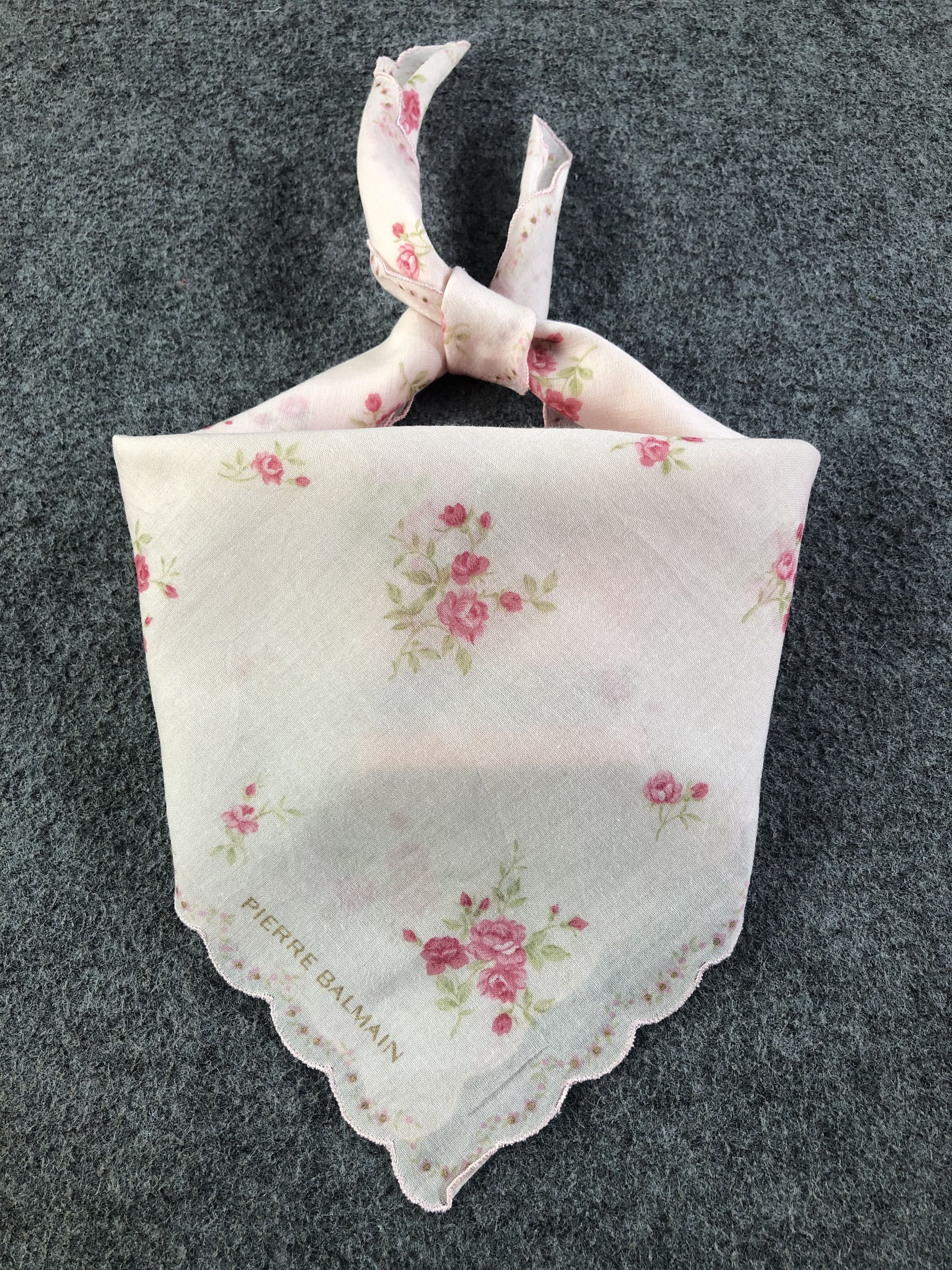 Pierre Balmain Pierre Balmain Handkerchief / Bandana / Neckerchief Size ONE SIZE - 1 Thumbnail