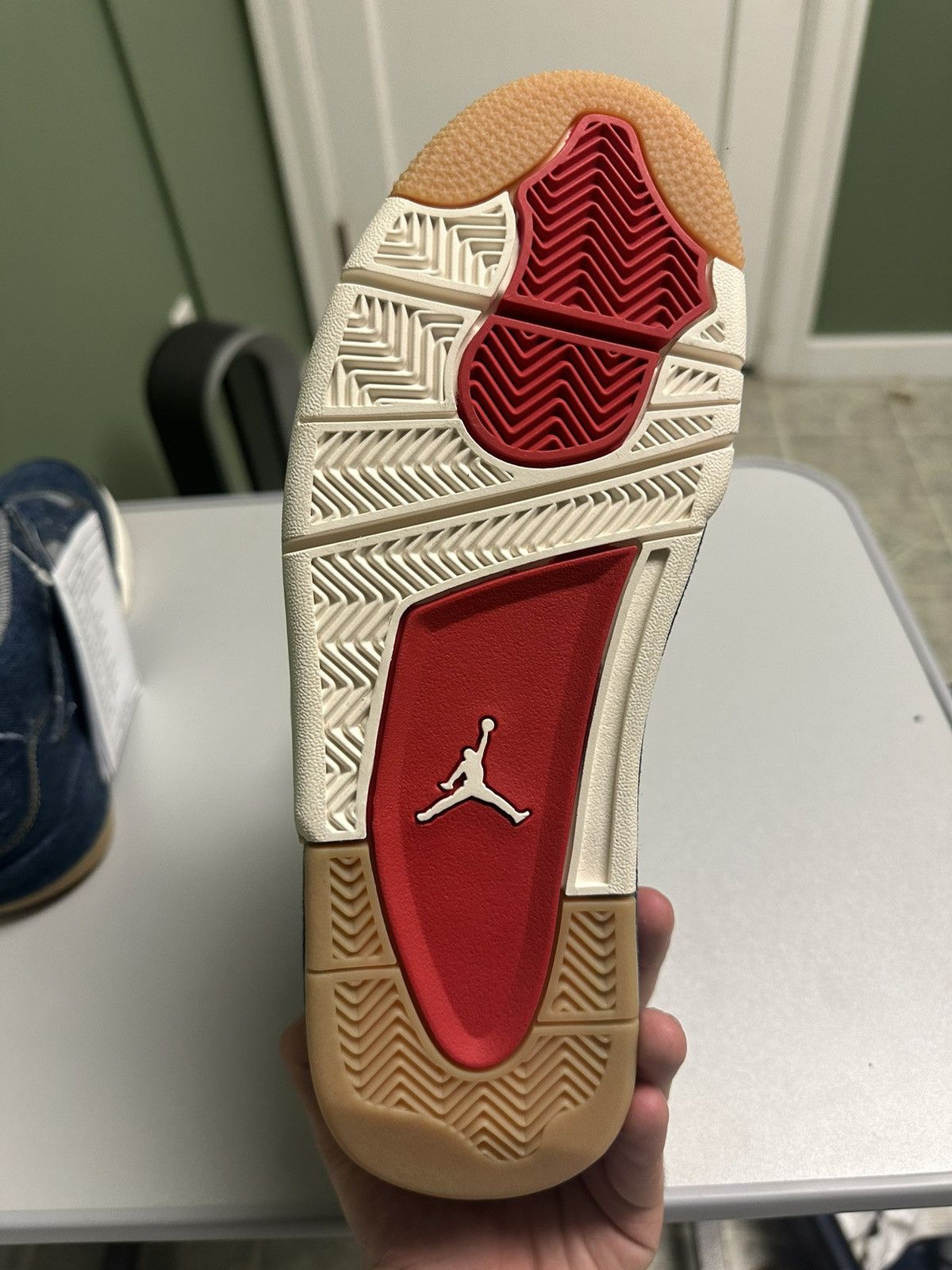 Jordan Brand × Levi's × Nike SAMPLE Nike Jordan Brand x Levi’s Air Jordan 4 Denim Blue Size US 8.5 / EU 41-42 - 8 Thumbnail