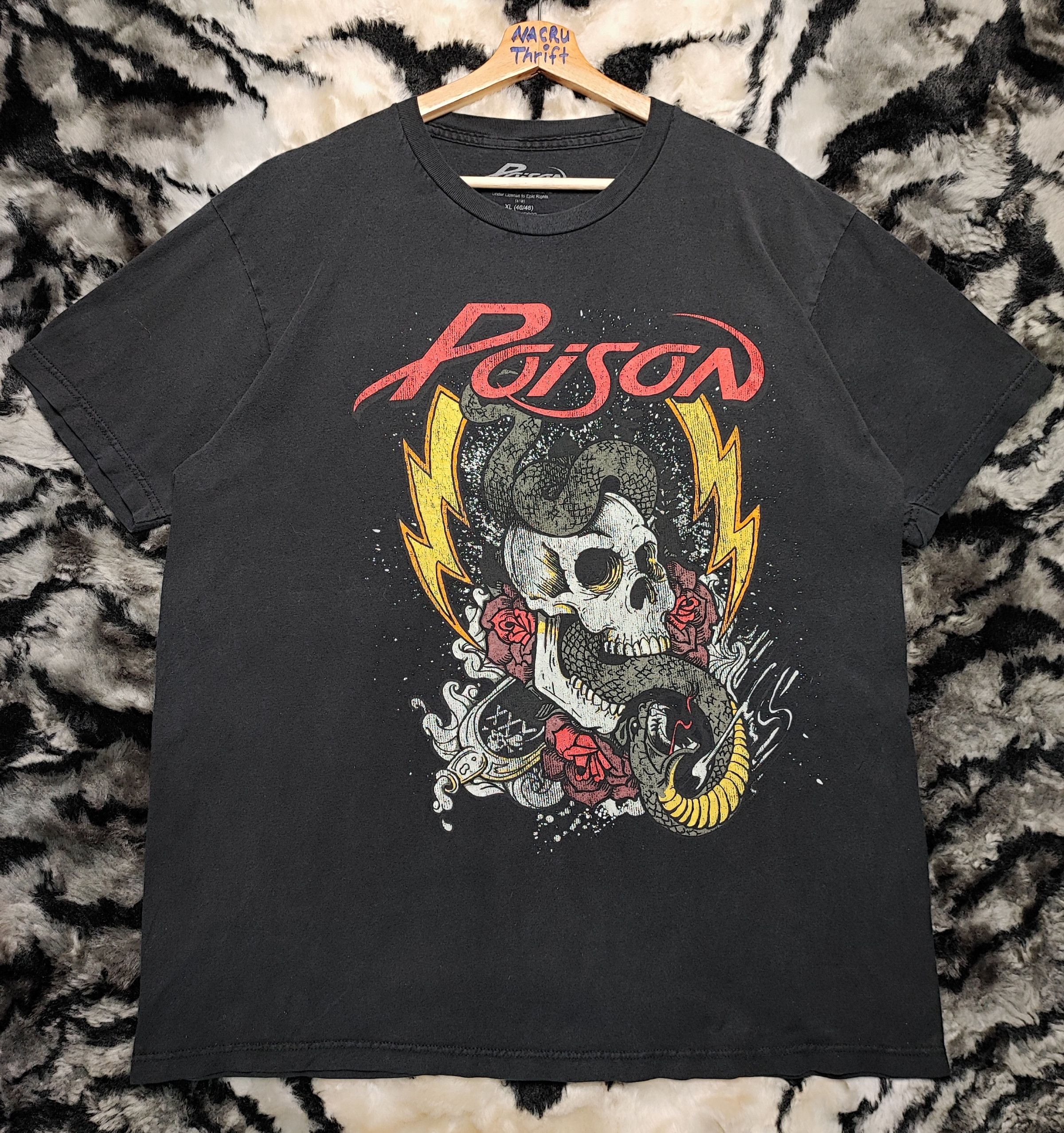 Band Tees × Vintage Band Poison Skull Snake T Shirt Size US XL / EU 56 / 4 - 3 Thumbnail