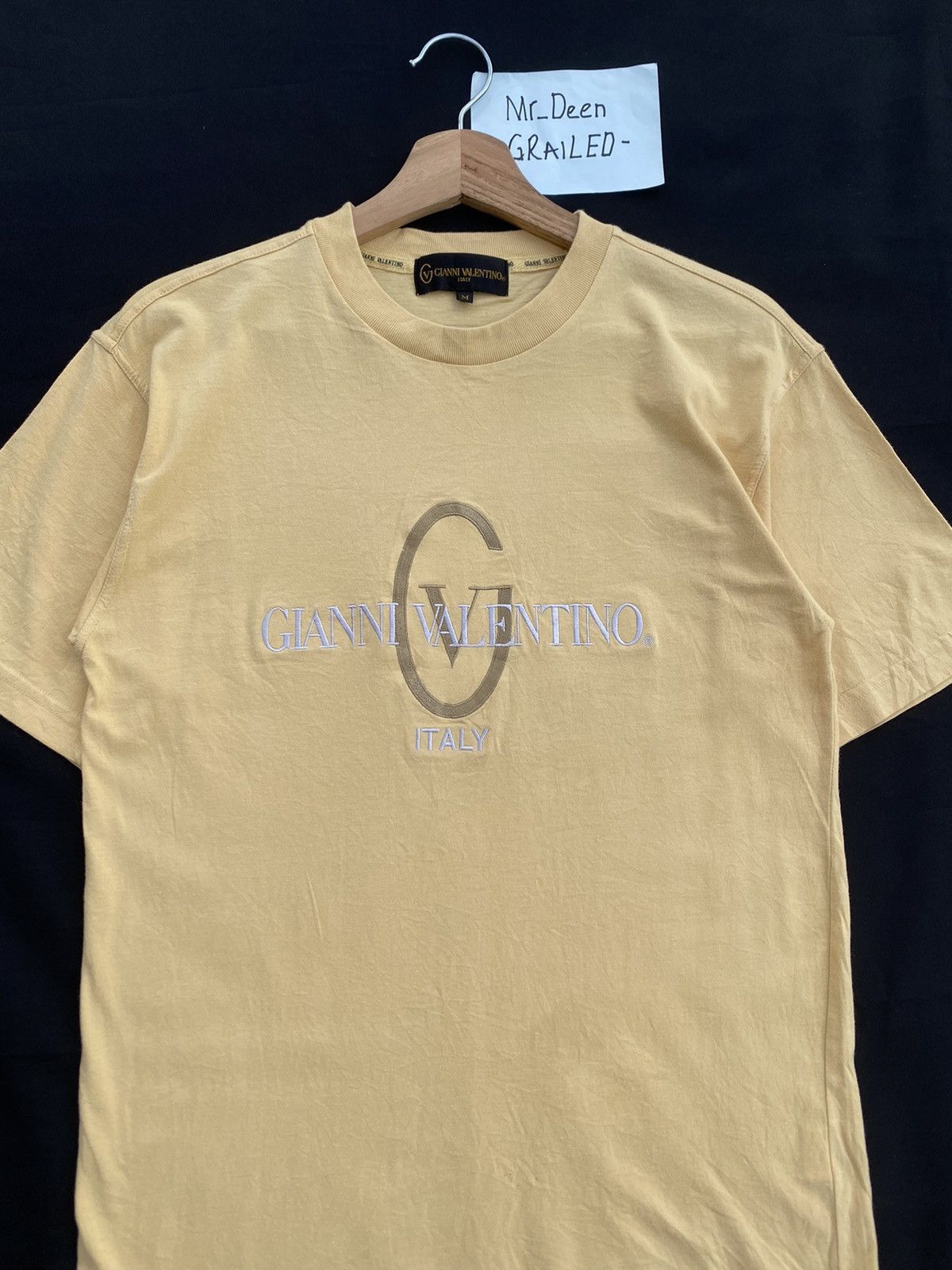 Gianni Valentino Rare Vintage 90s Gianni Valentino Spellout Tshirt Size US M / EU 48-50 / 2 - 6 Thumbnail