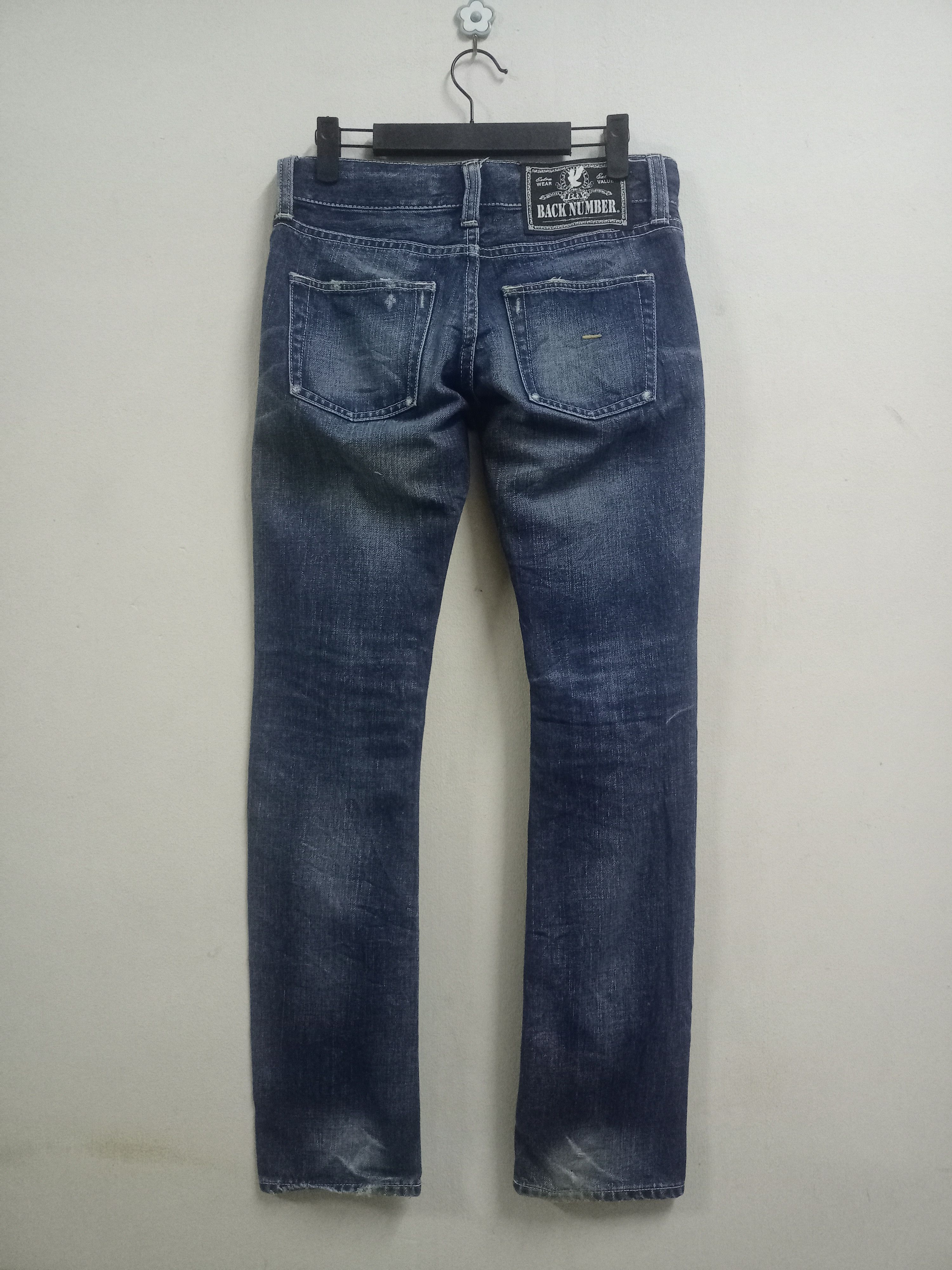 Japanese Brand Vintage Back Number Blue Wash Distressed Curve Leg Jeans Size 28" / US 6 / IT 42 - 2 Thumbnail