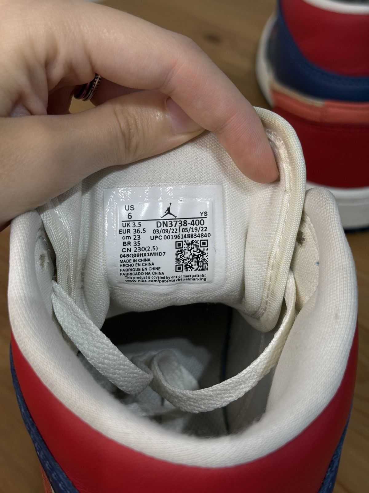 Jordan Brand × Nike Nike Air Jordan 1 Mid SE Multi color Women’s Size US 6 / IT 36 - 7 Thumbnail
