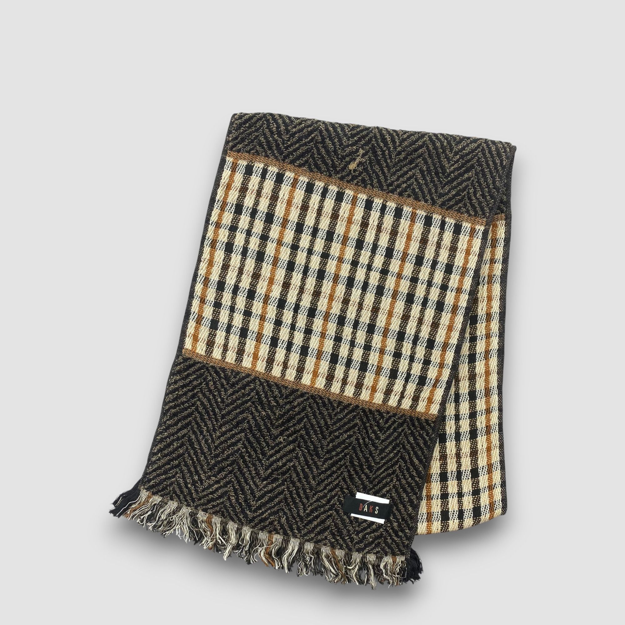 DAKS Vintage DAKS Scarf Muffler Wool Winter Check Plaid Scarves Size ONE SIZE - 3 Thumbnail